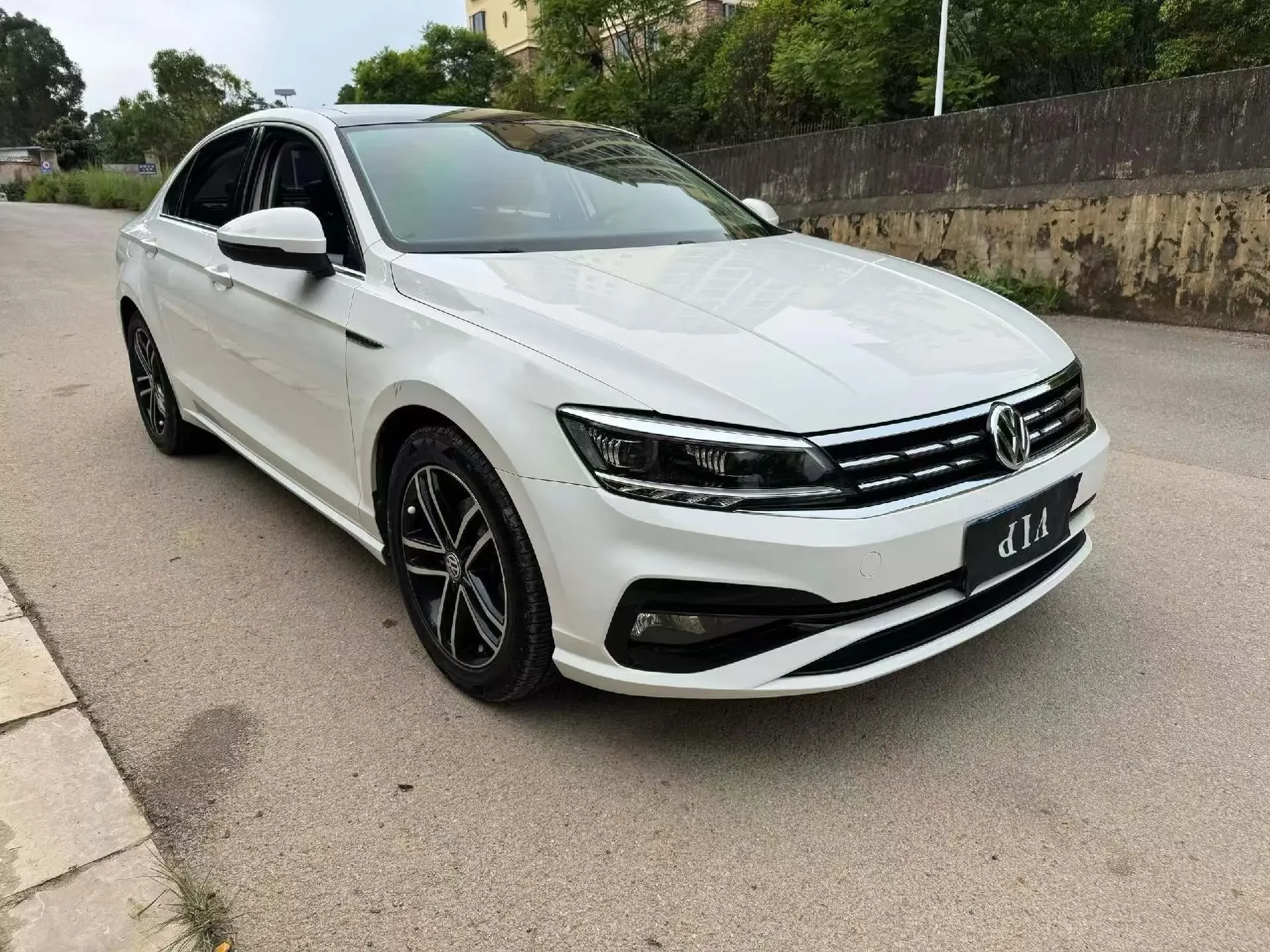 Volkswagen Lamando