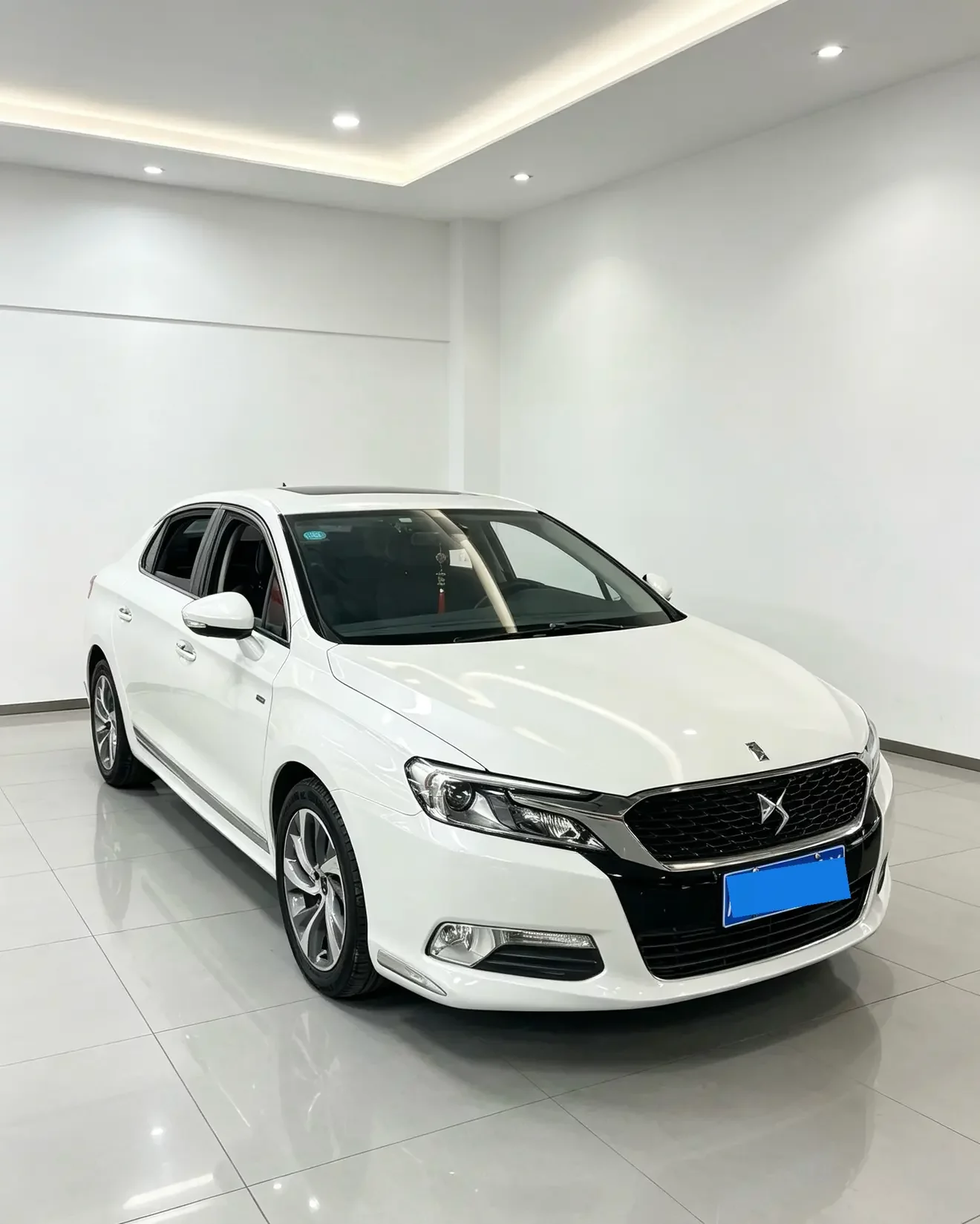 DS 5LS