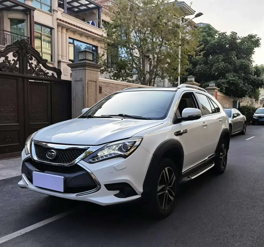 BYD Tang DM  из Китая