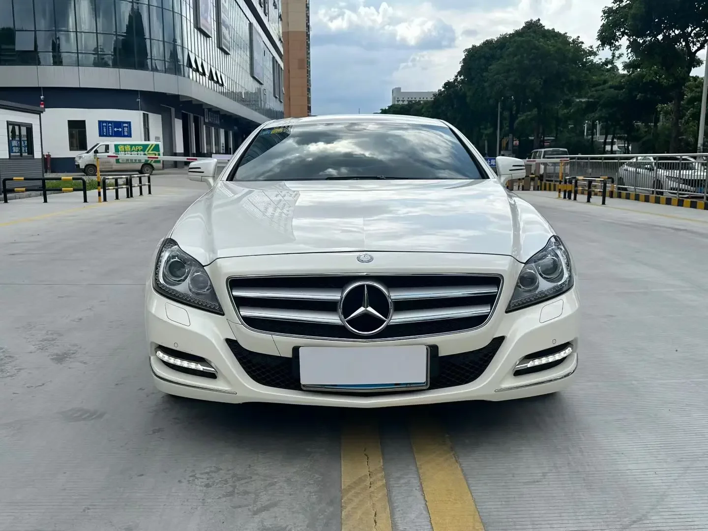 Mercedes-Benz CLS
