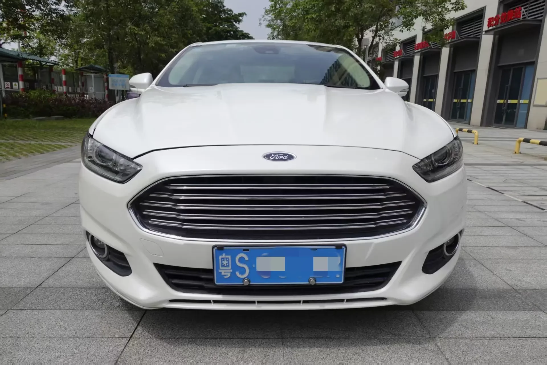 Ford Mondeo