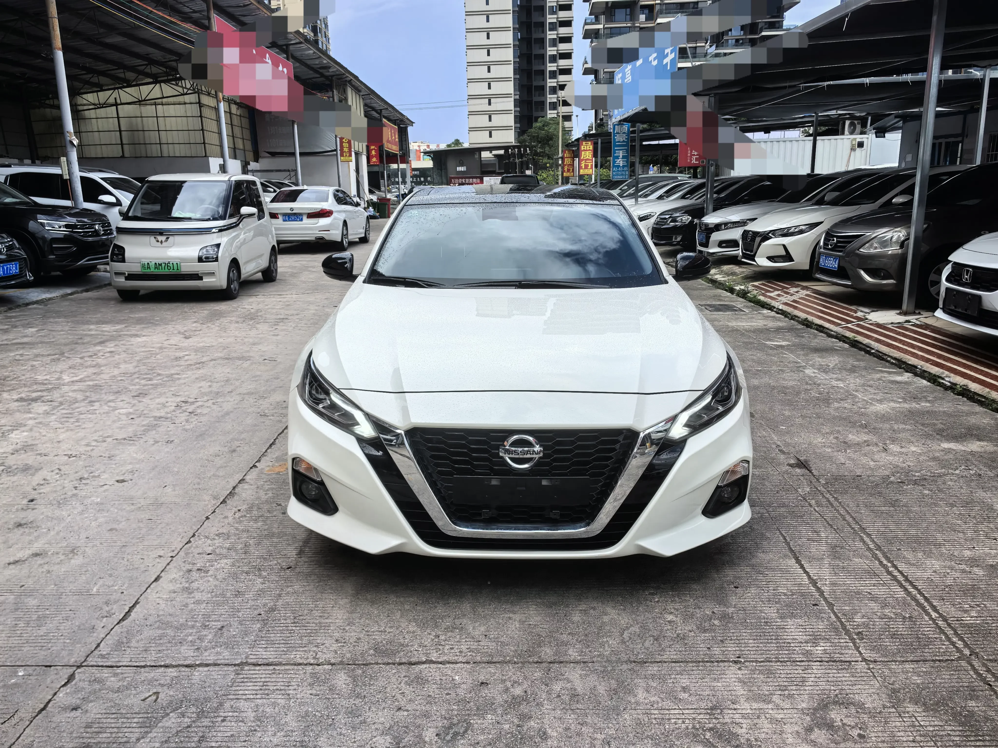 Nissan Altima