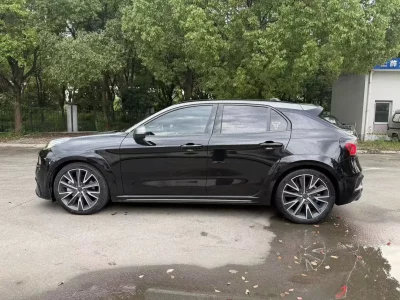 Lynk & Co 02 Hatchback