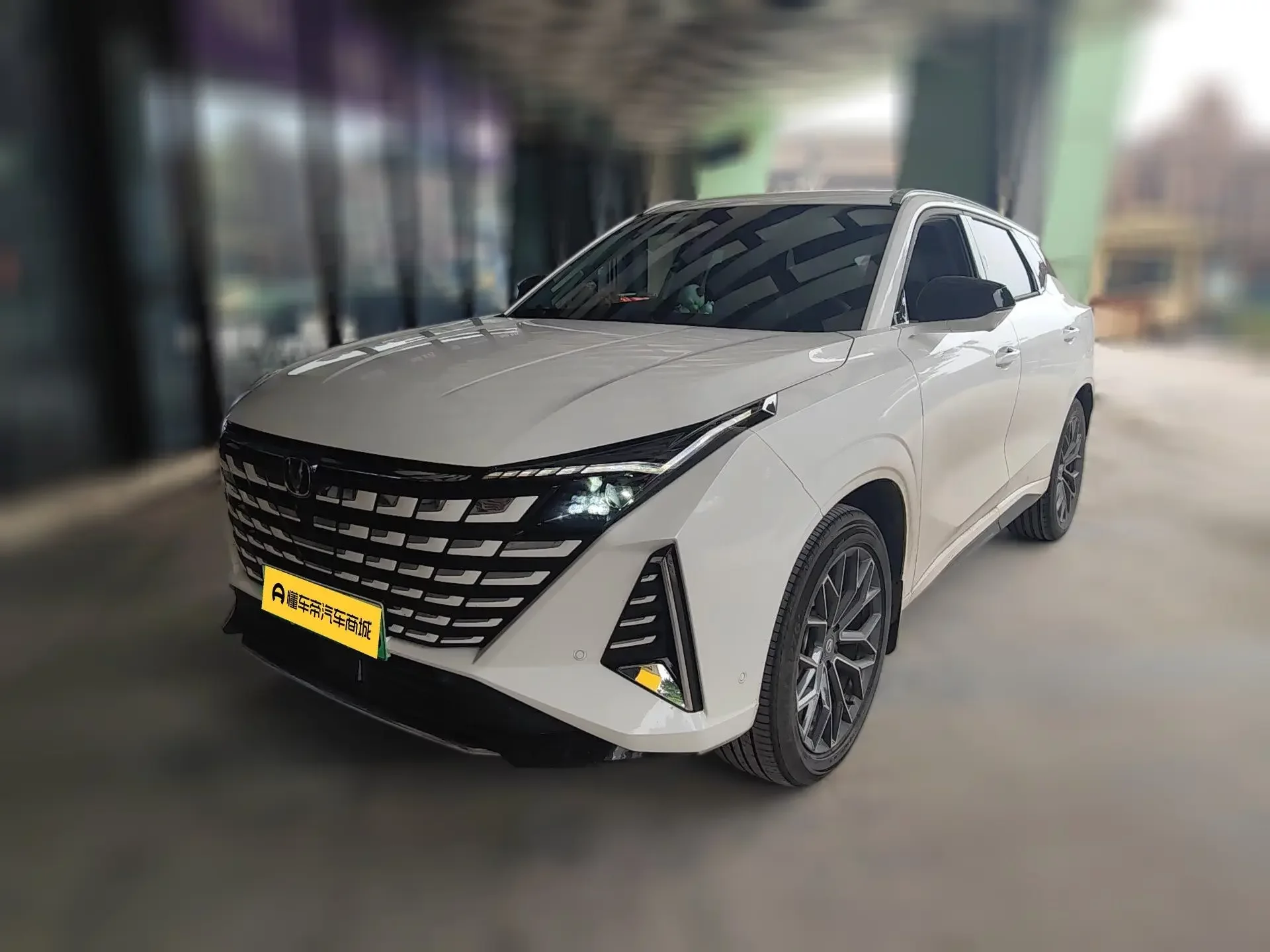 Changan UNI-Z PHEV