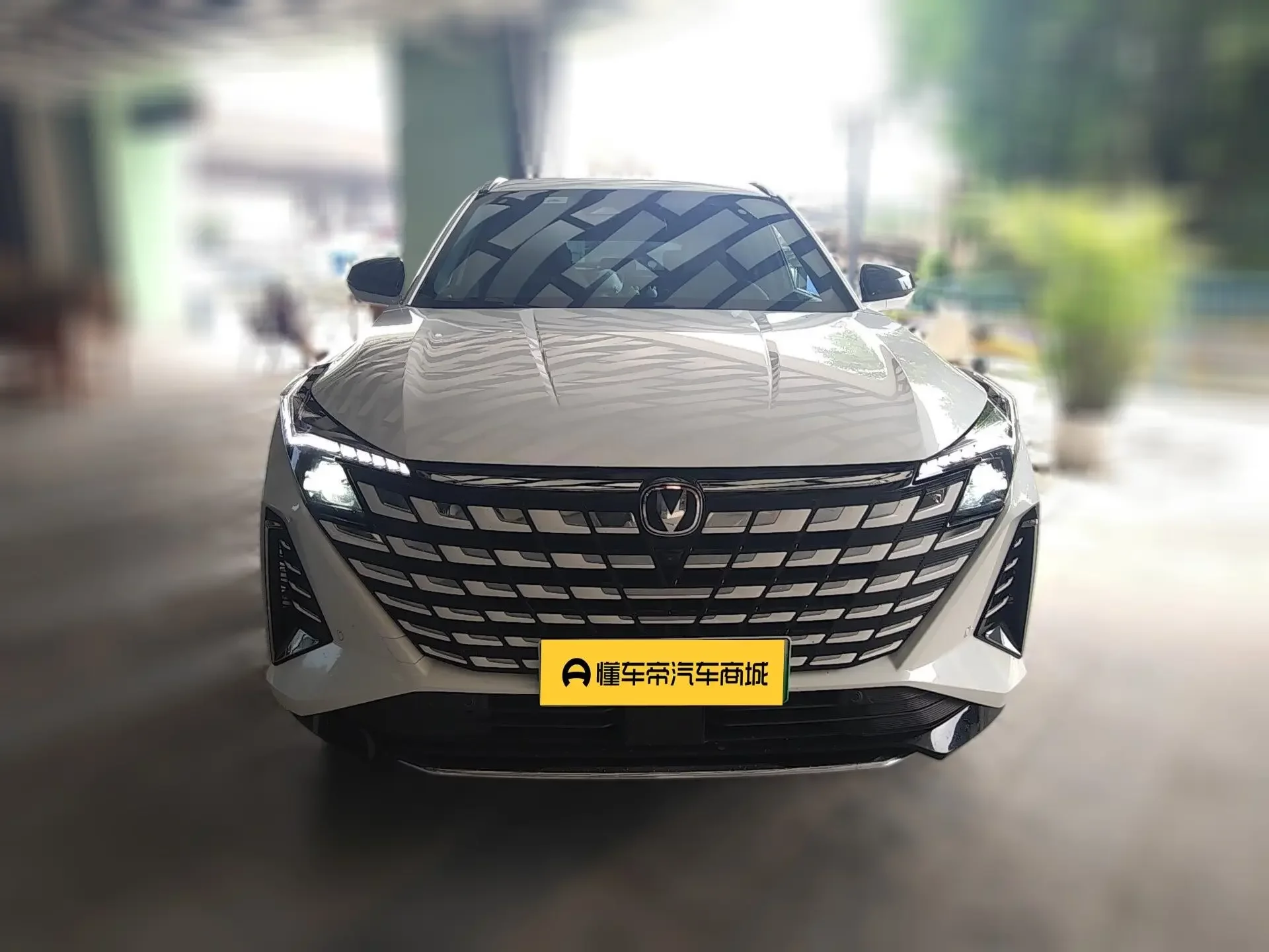 Changan UNI-Z PHEV