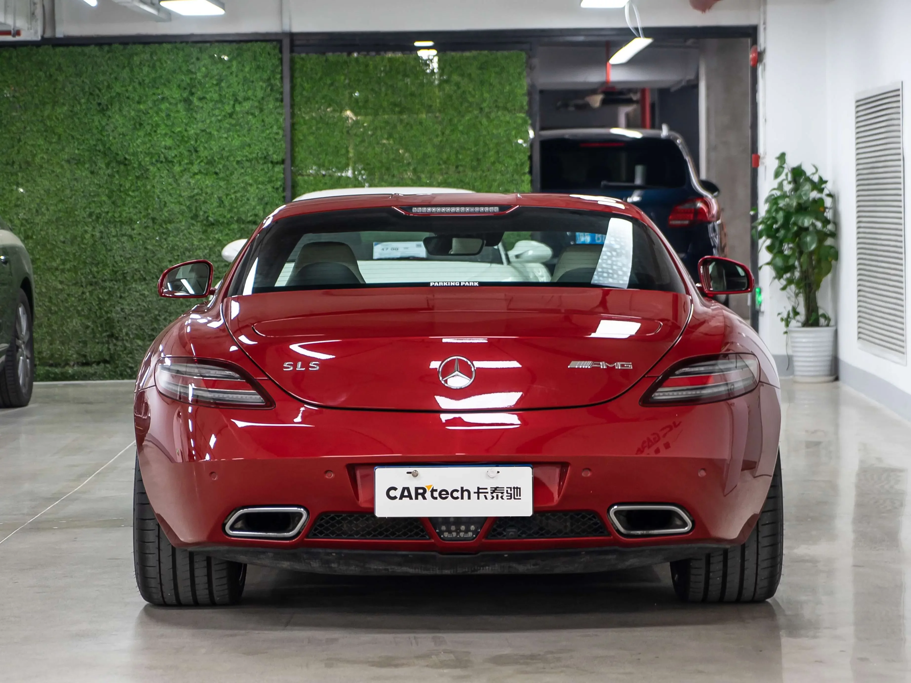 Mercedes-Benz SLS-Class AMG