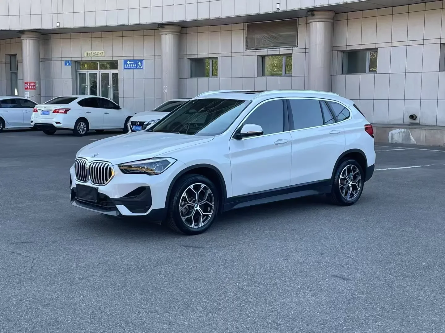 BMW X1