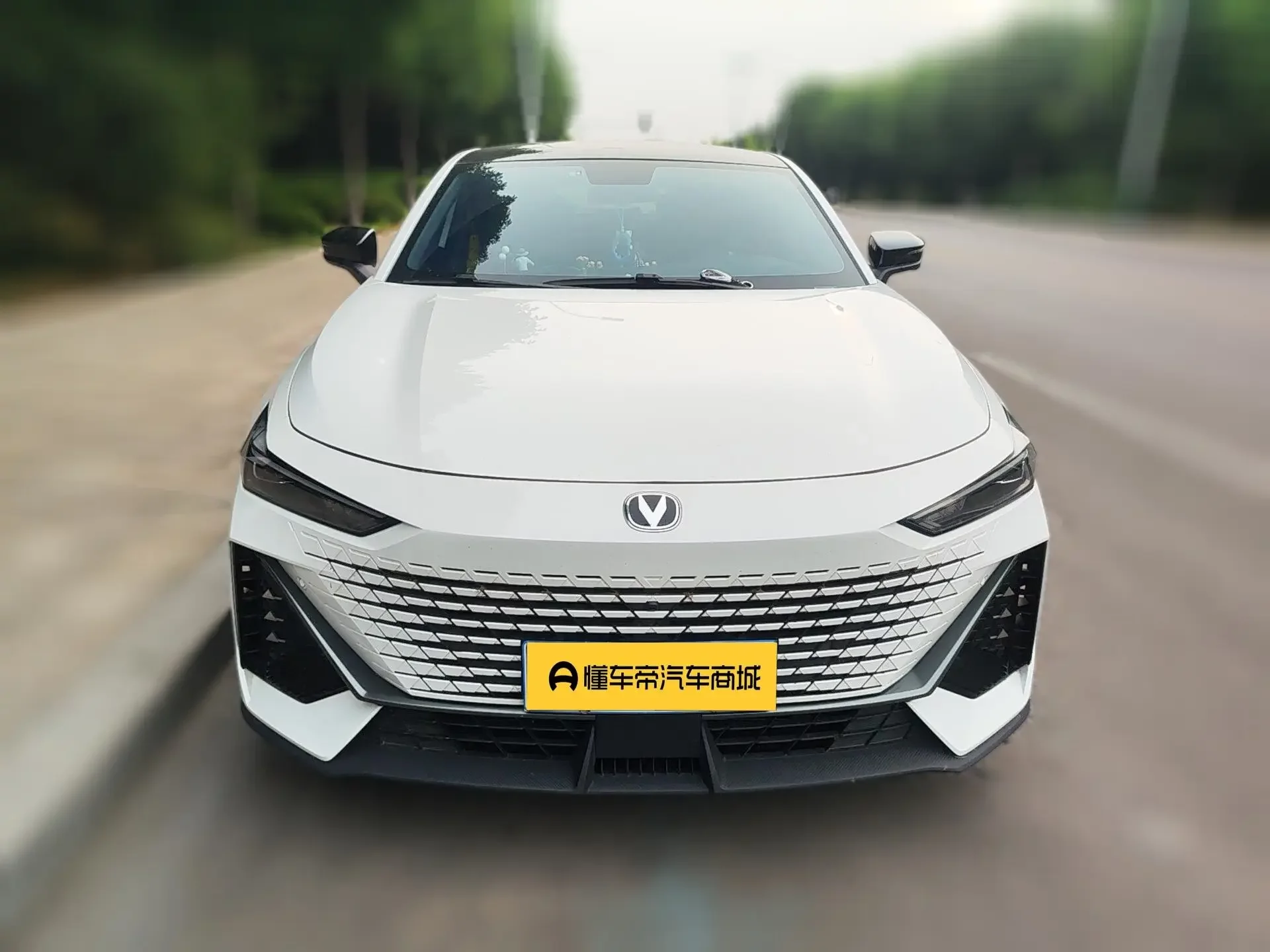 Changan UNI-V