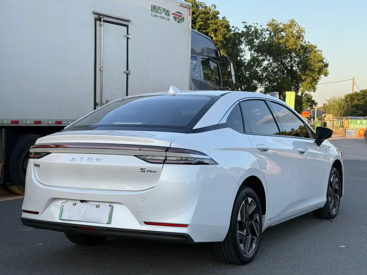 GAC AION S