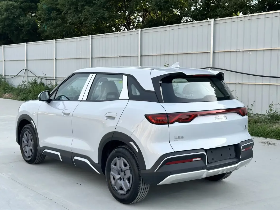 BYD Yuan UP