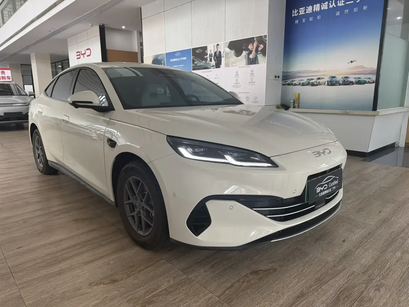 BYD Seal 06DM