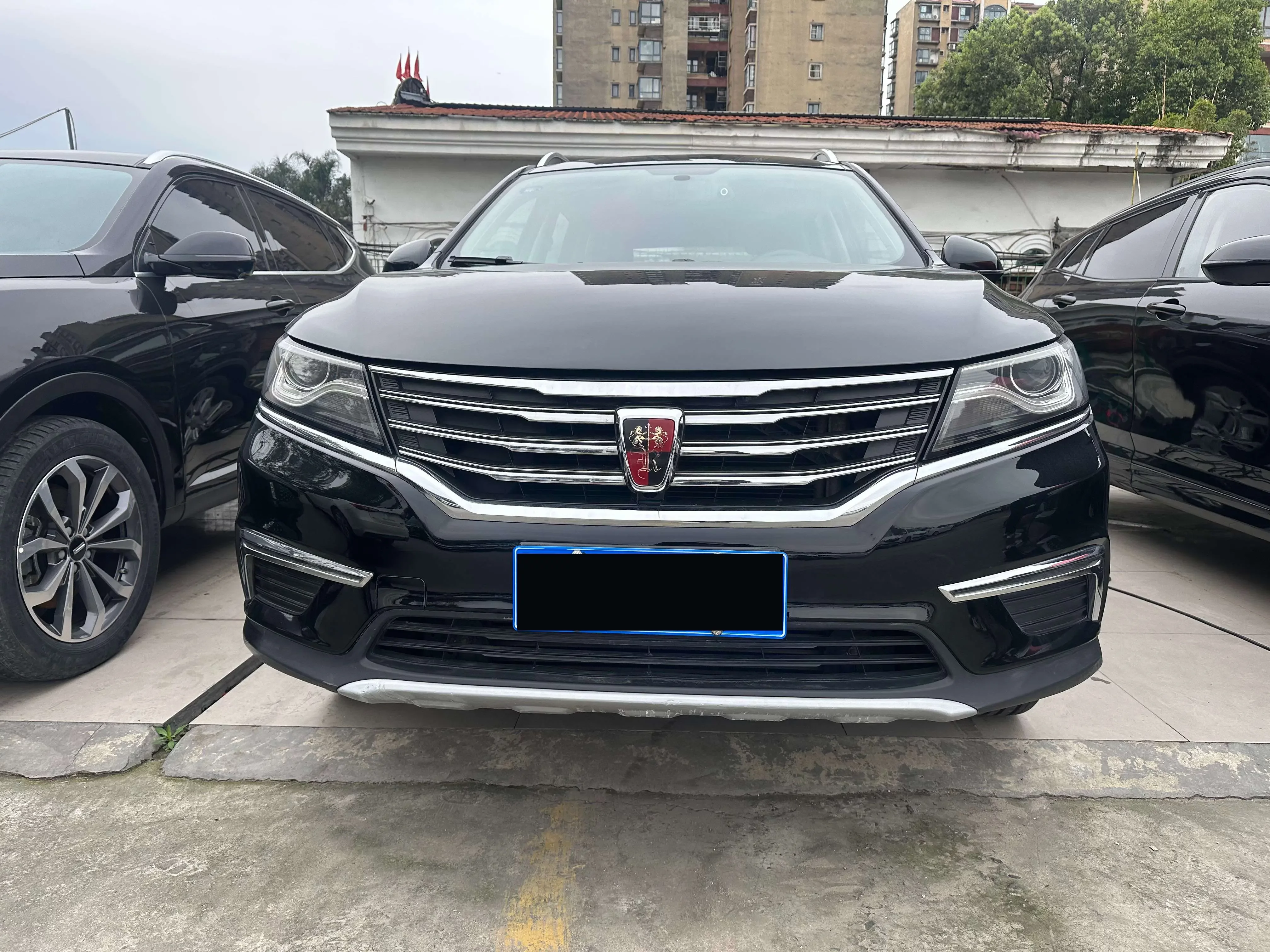 Roewe RX5