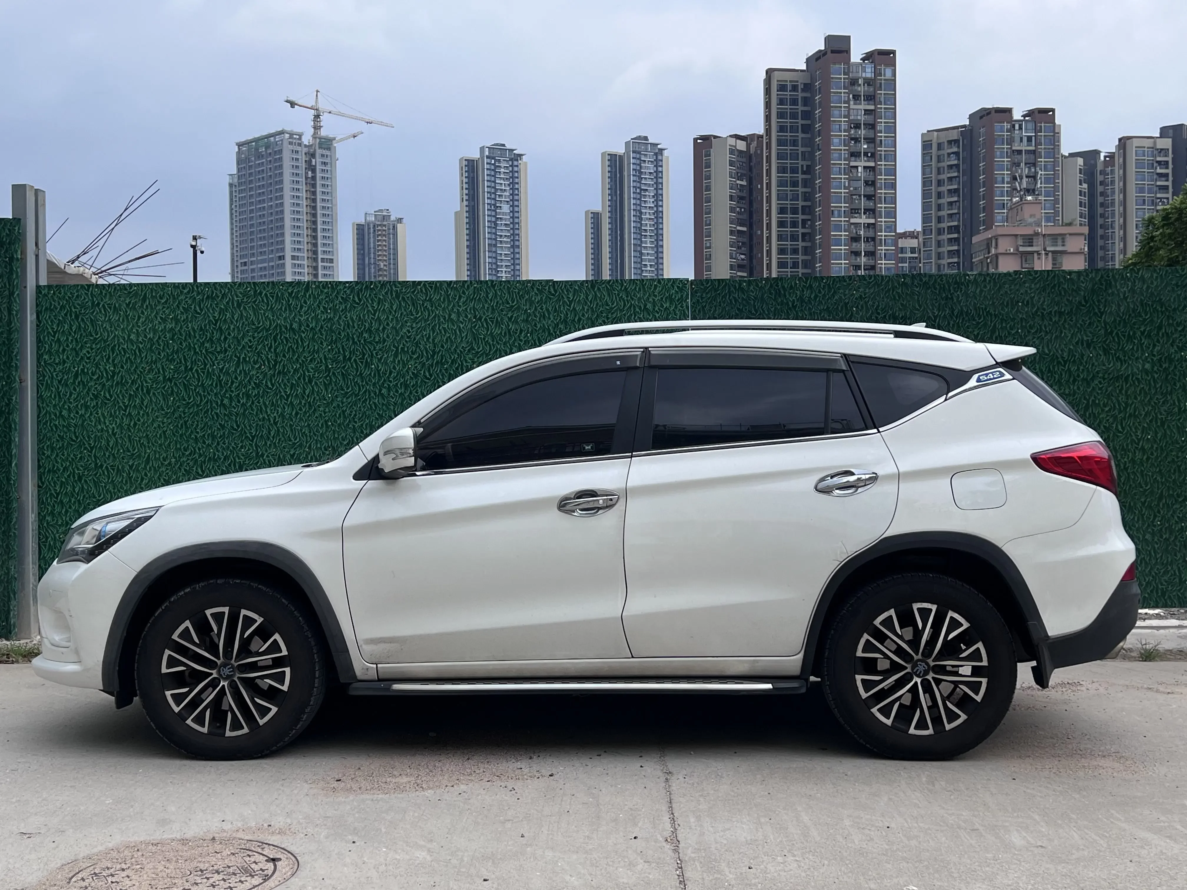 BYD Song DM