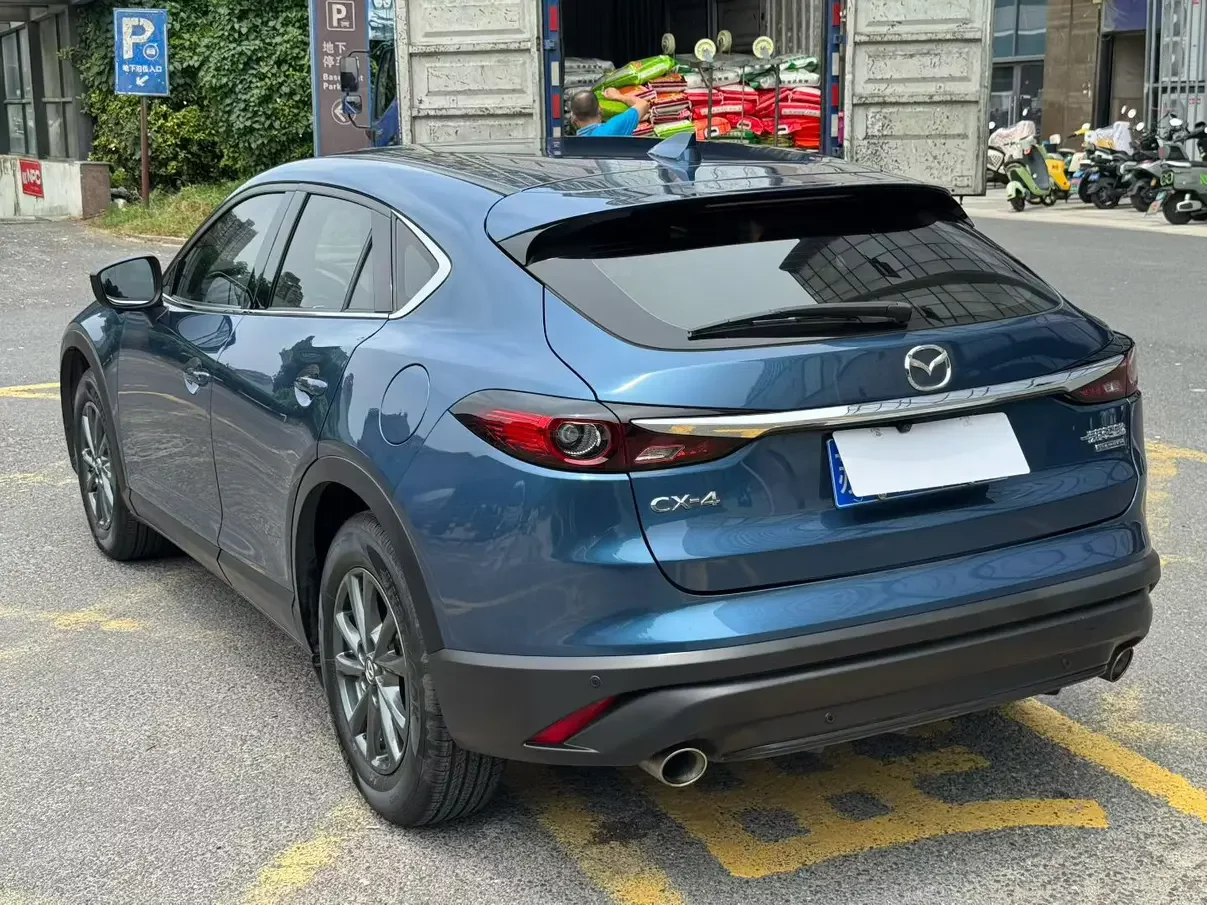 Mazda CX-4