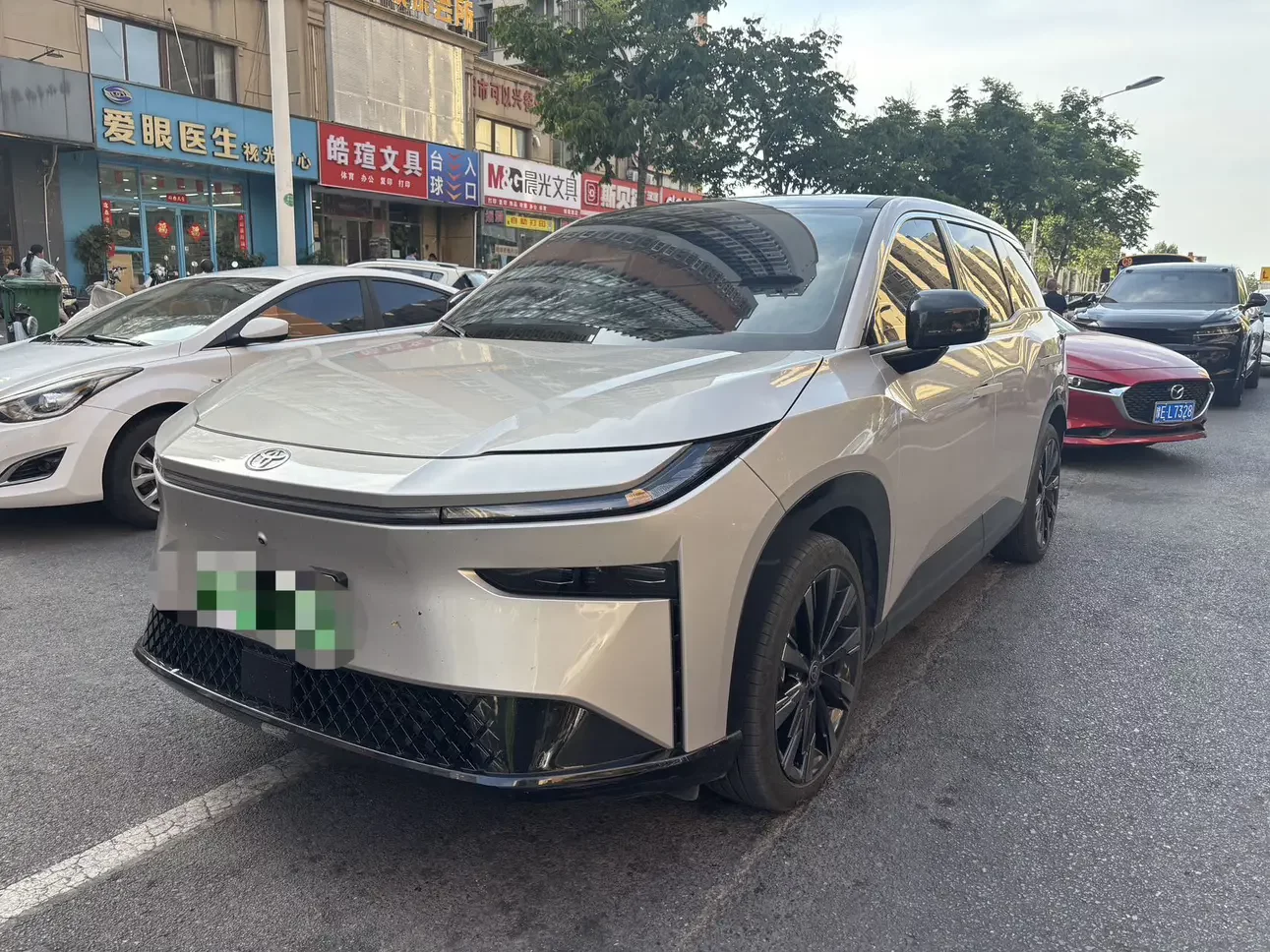 Toyota Bozhi 3X