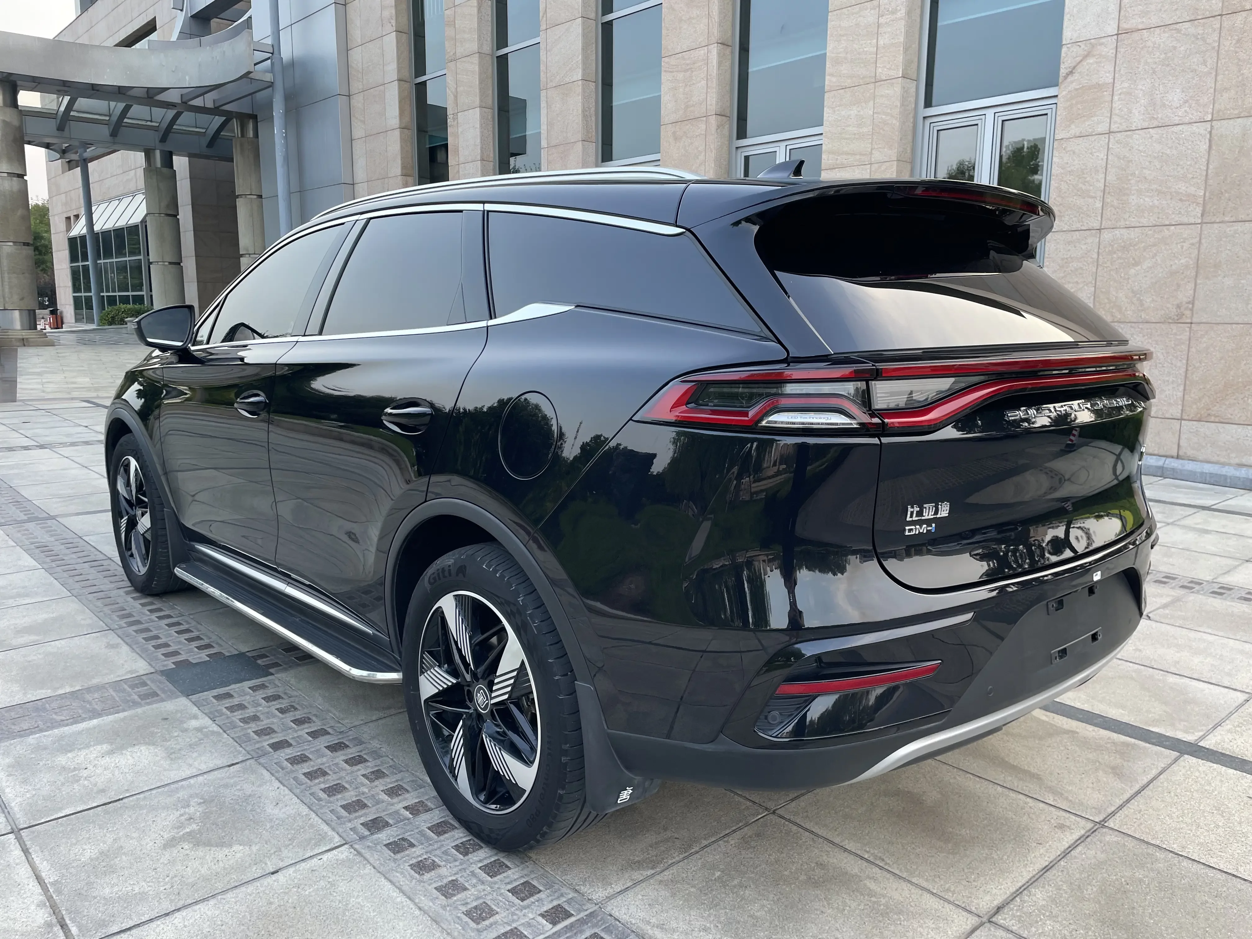 BYD Tang DM