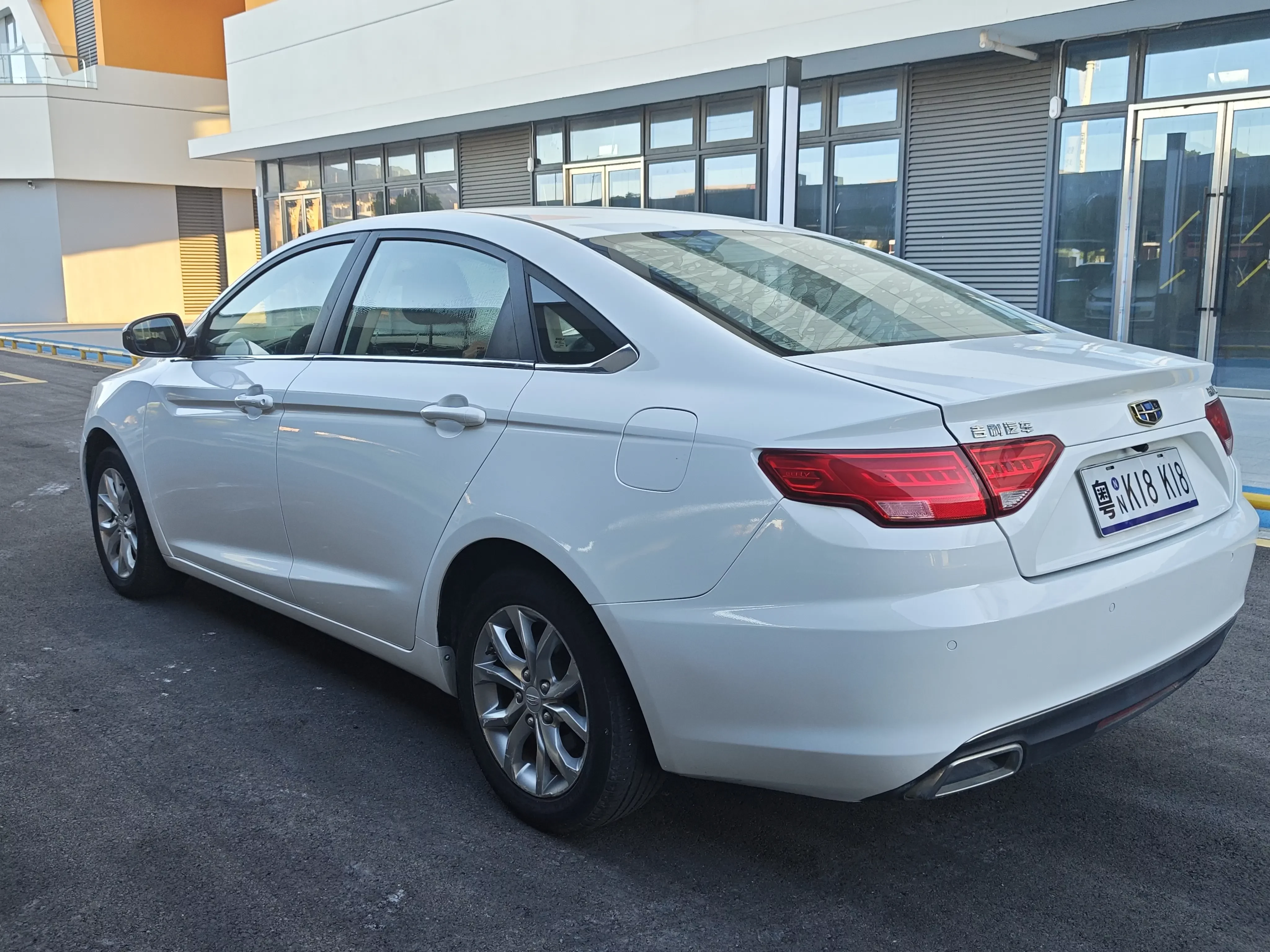 Geely Emgrand GL