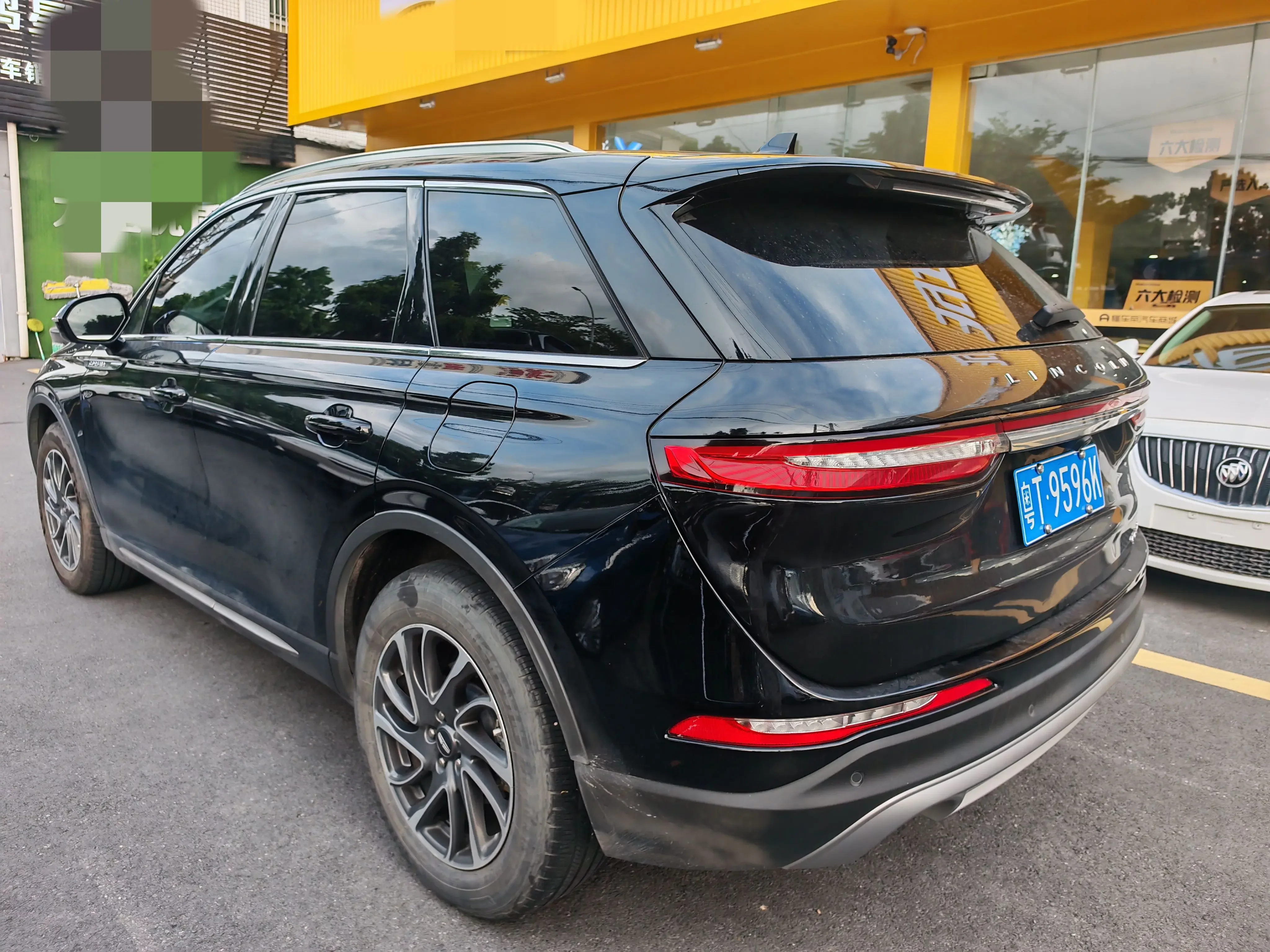 Lincoln adventurer