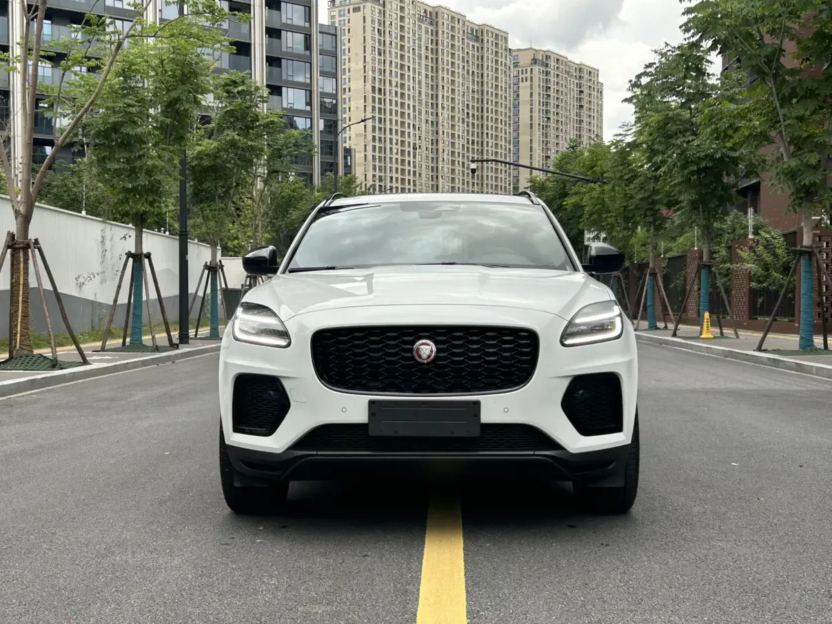 Jaguar E-PACE