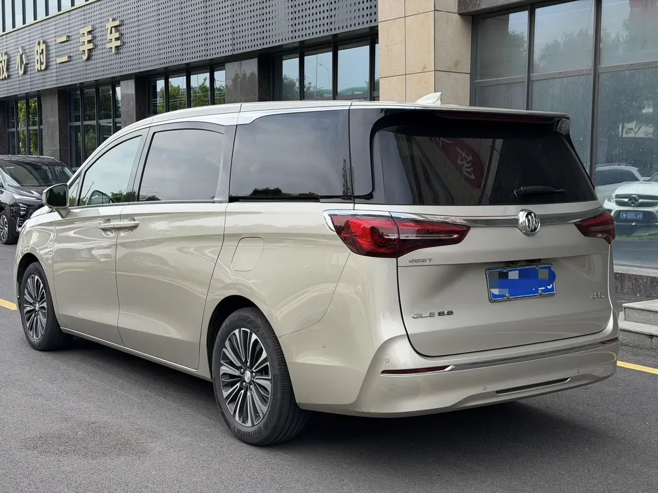 Buick GL8