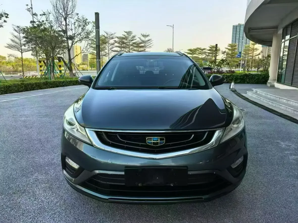 Geely Emgrand GS