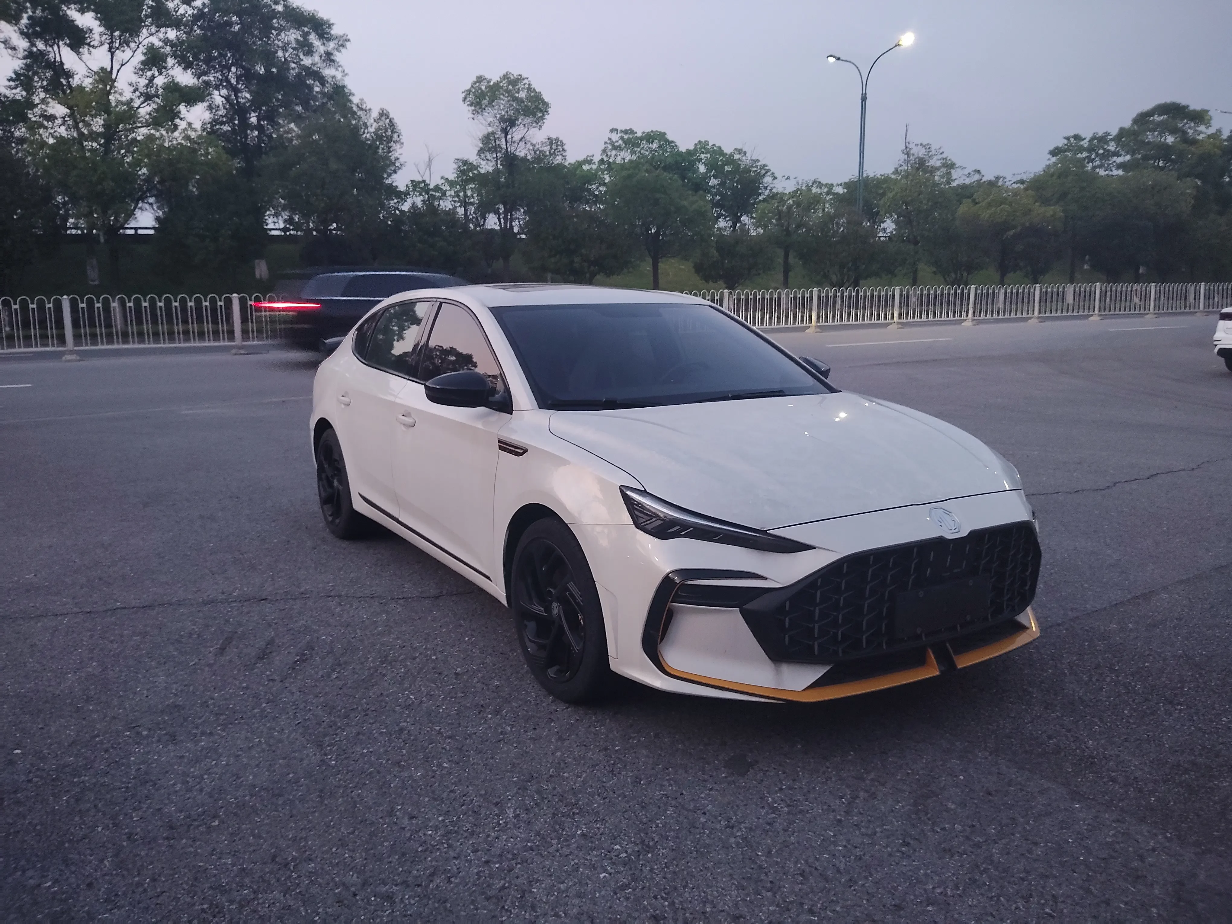 MG 6