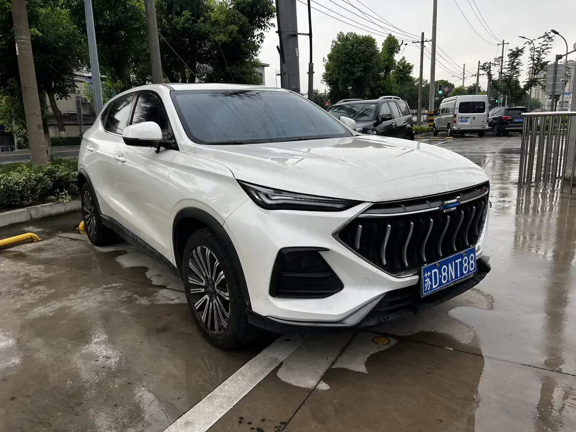 Oshan Changan Auchan X5