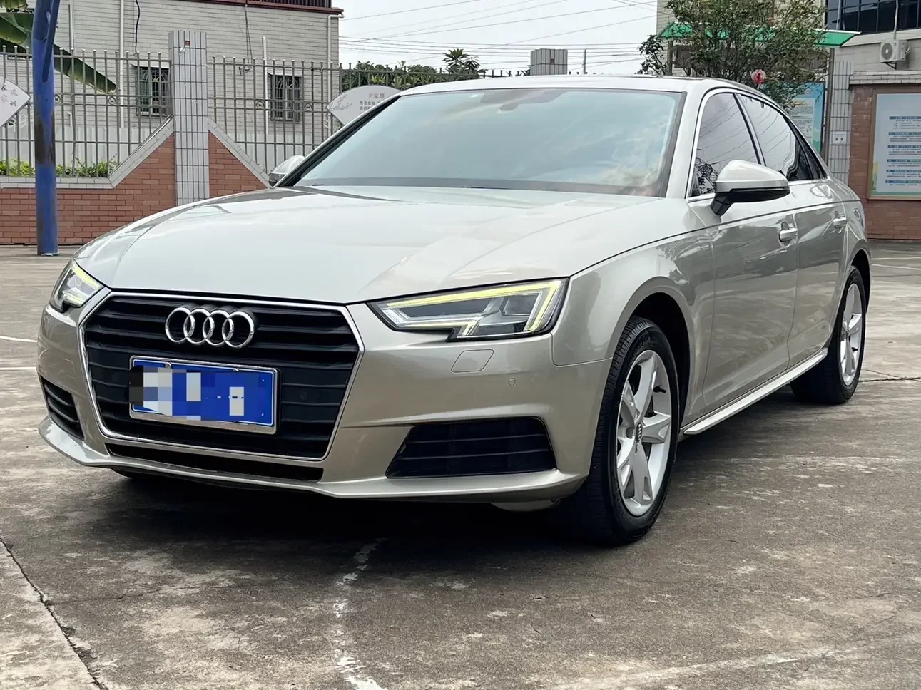 Audi A4L