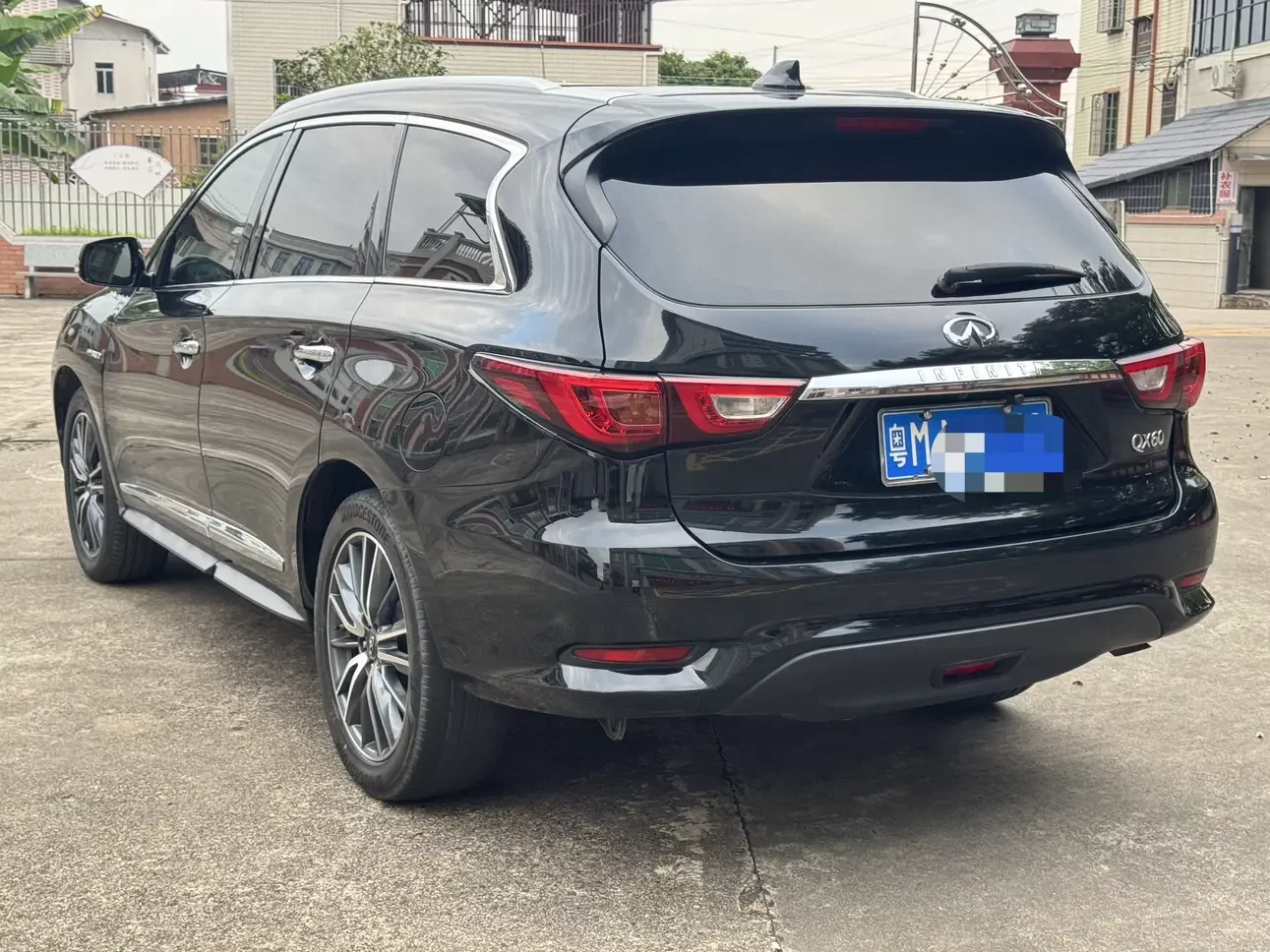 Infiniti QX60