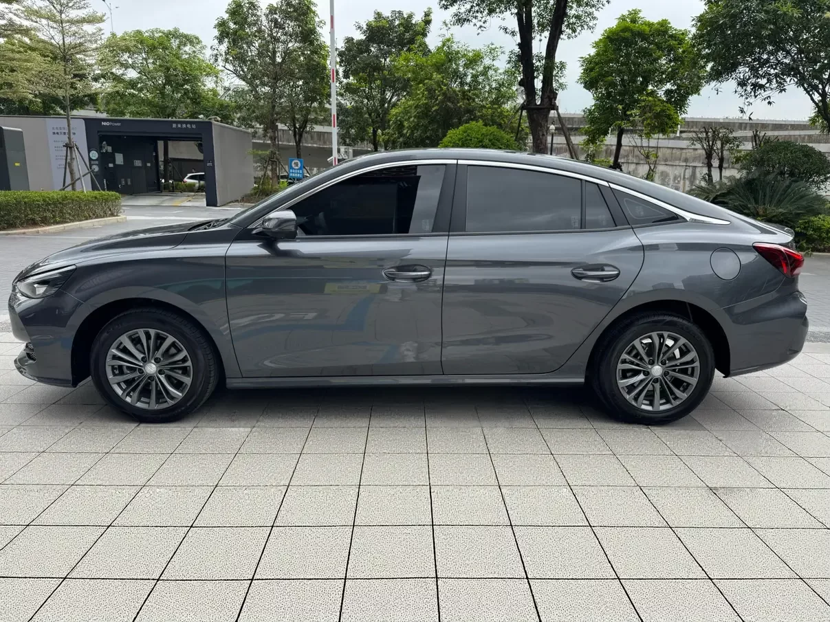 MG 5