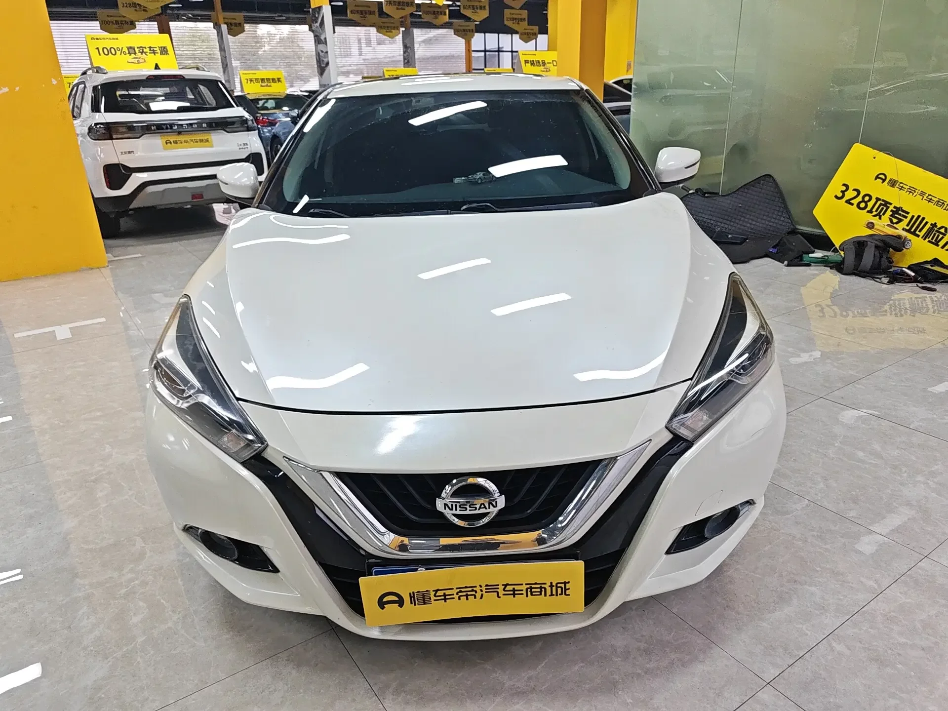 Nissan bluebird