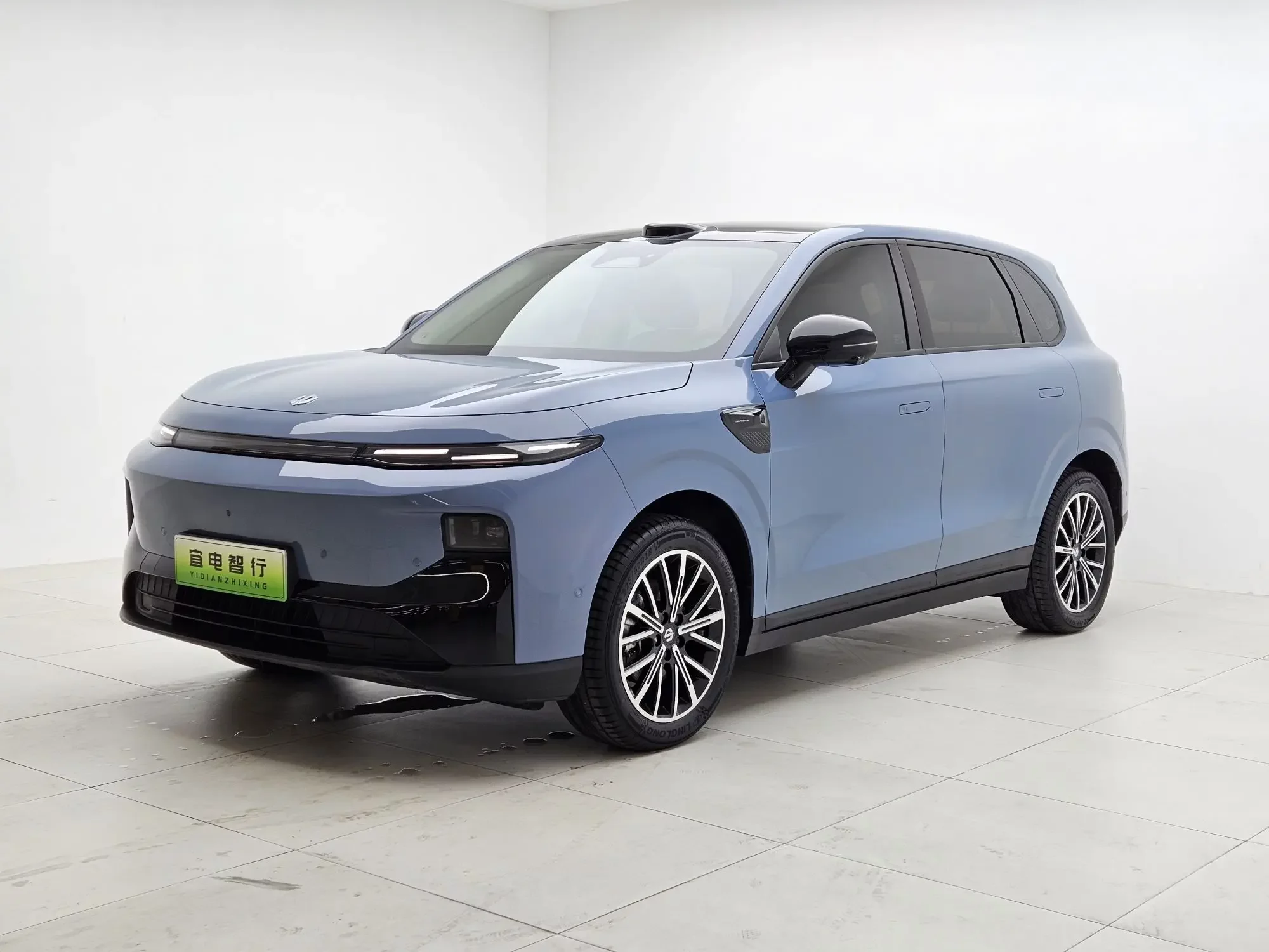 Leapmotor B10