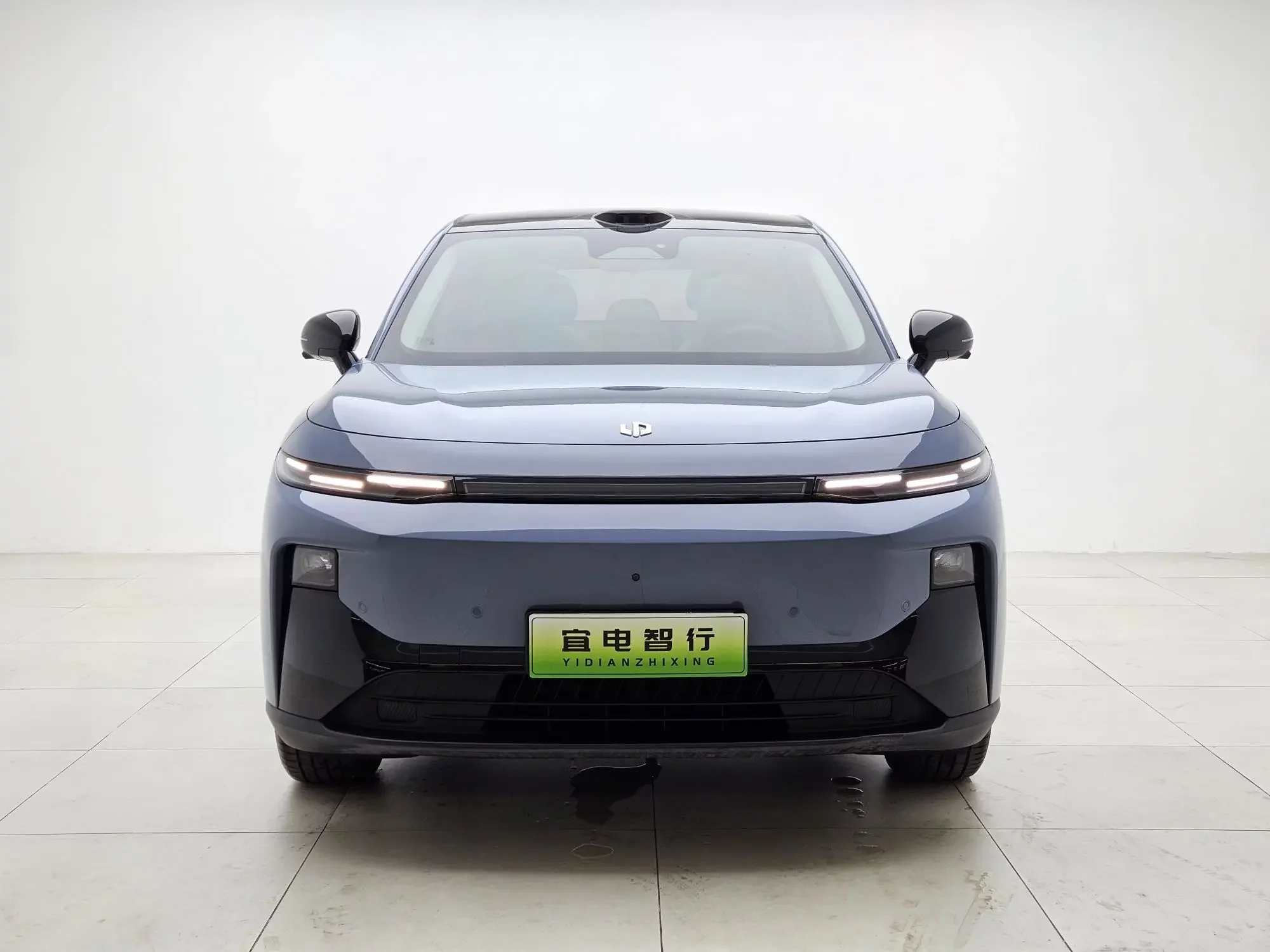 Leapmotor B10