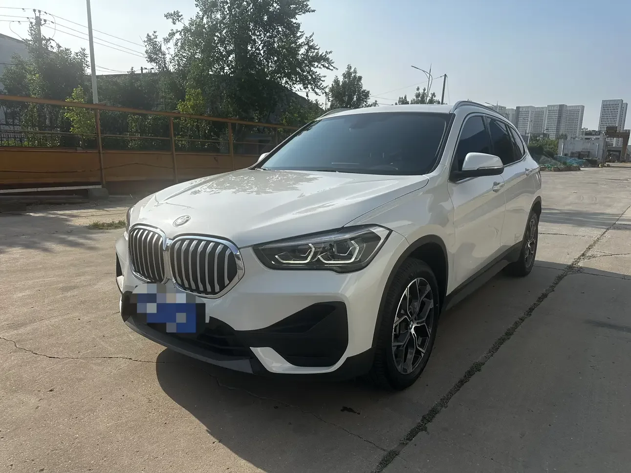 BMW X1