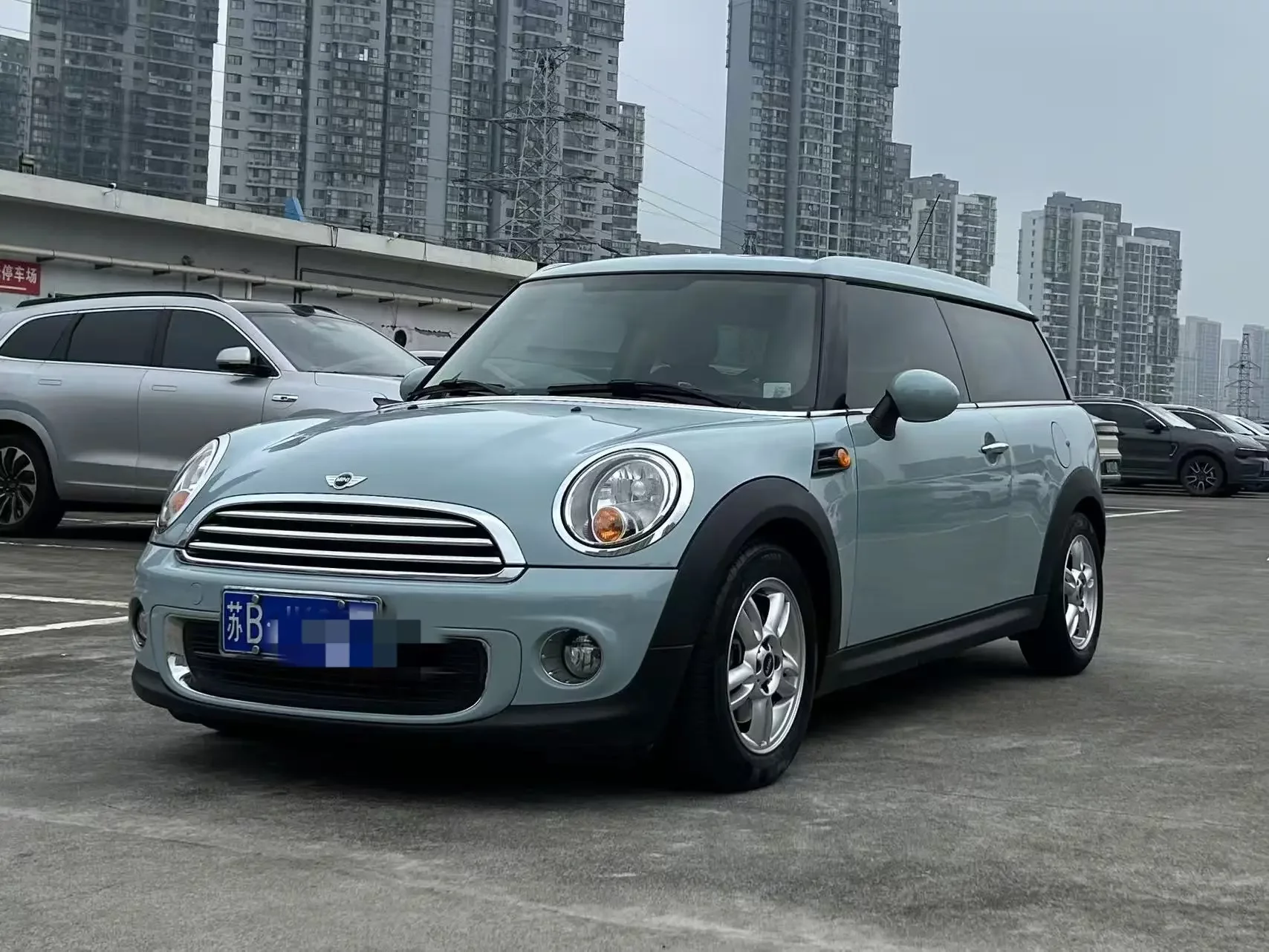 MINI CLUBMAN