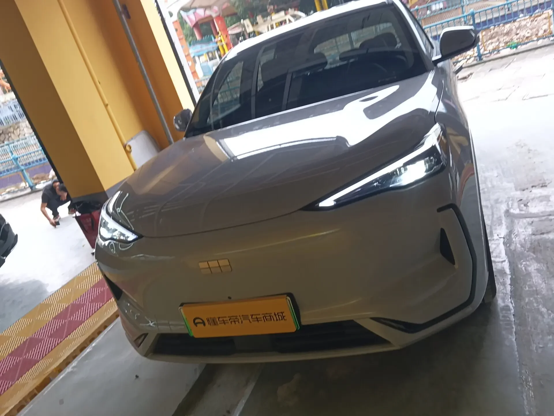 Geely Galaxy E5
