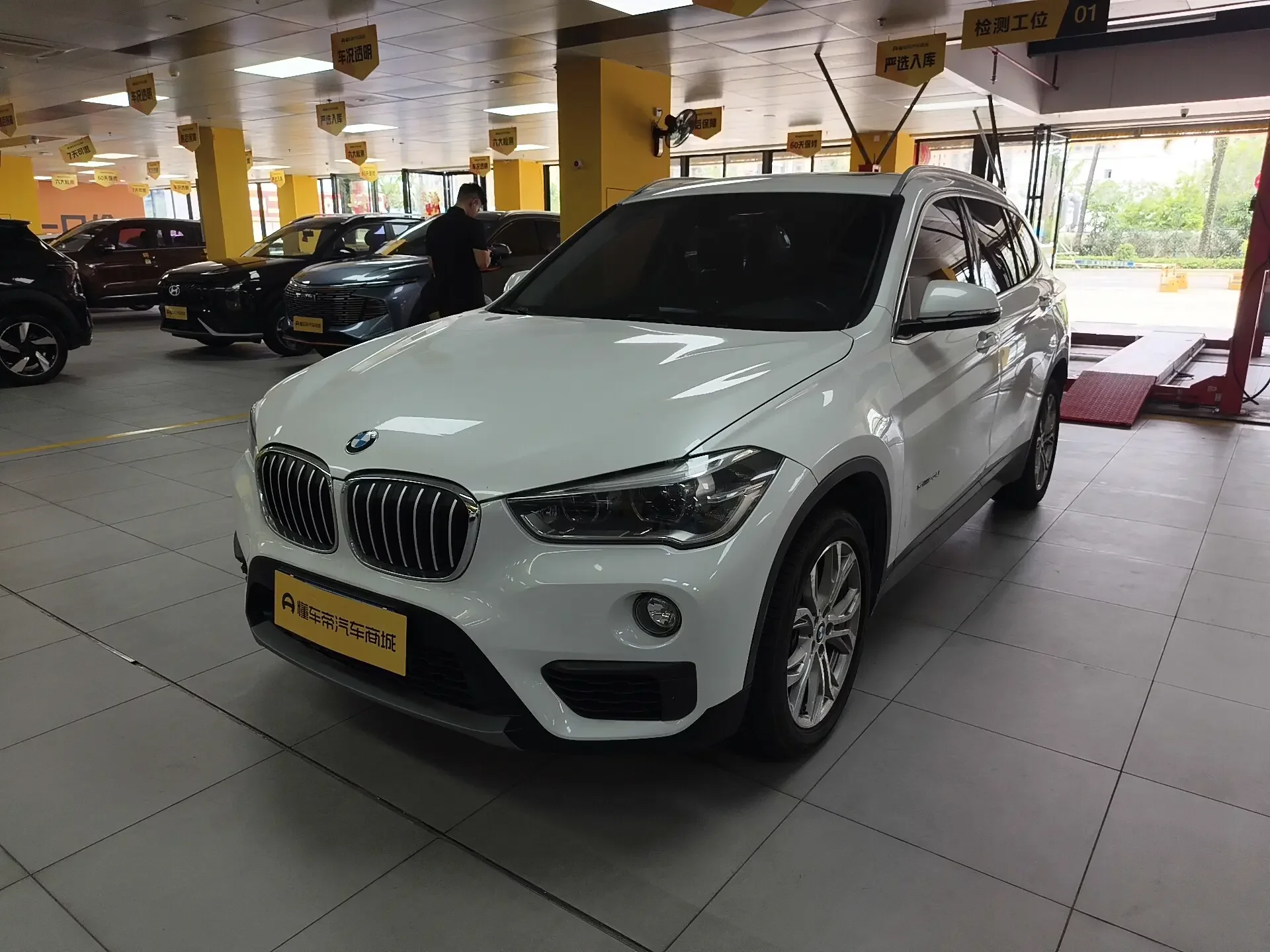 BMW X1