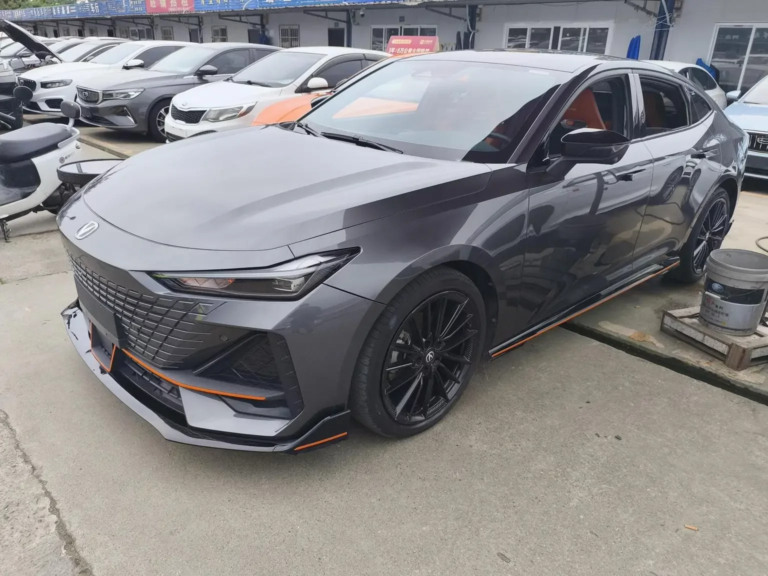 Changan UNI-V