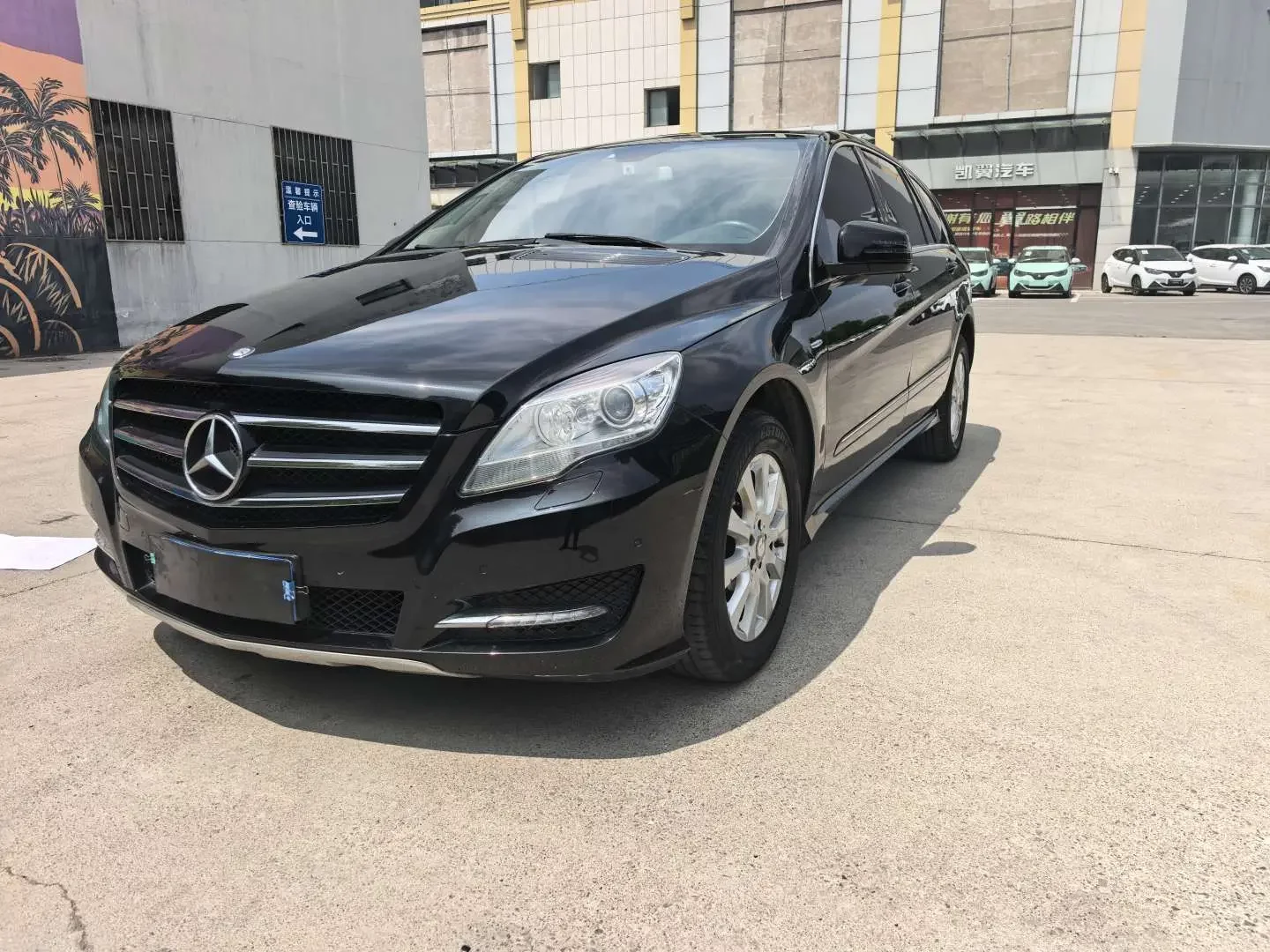 Mercedes-Benz R-Class  из Китая