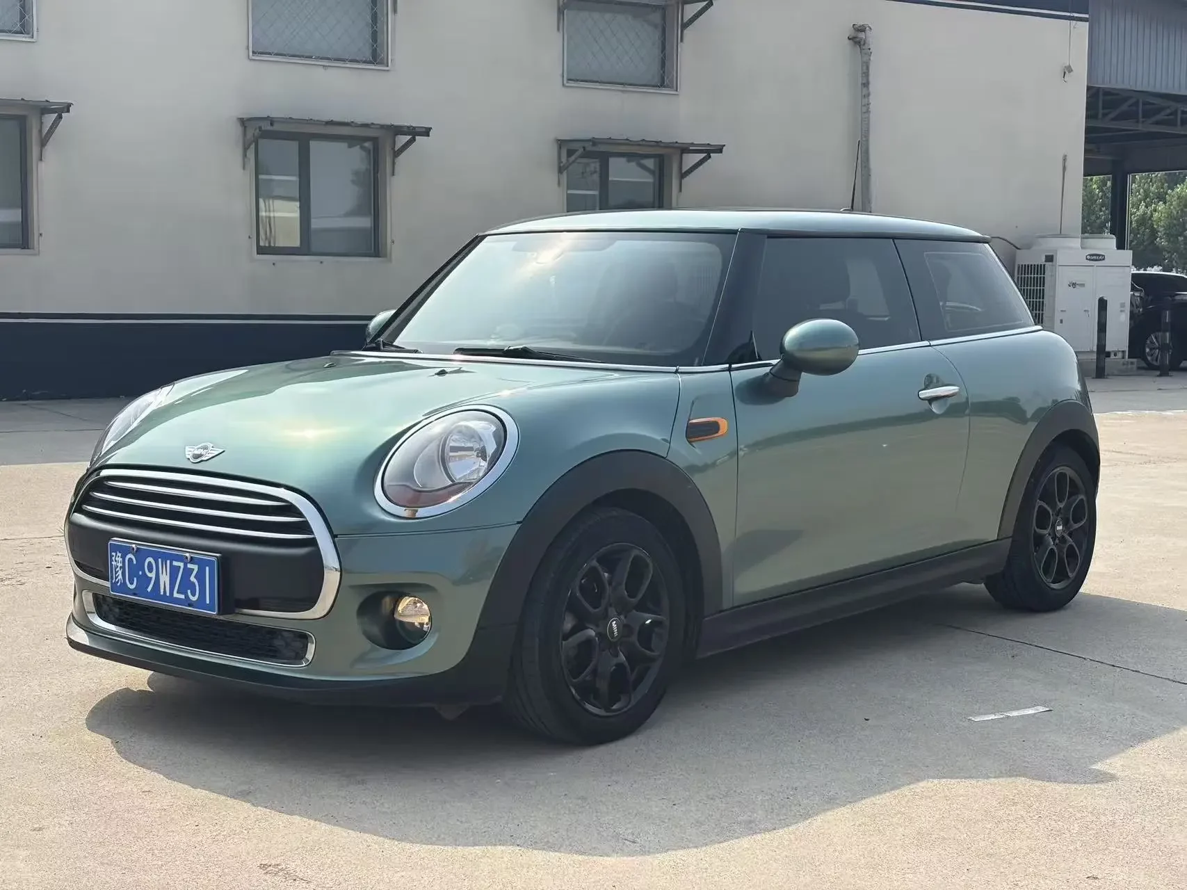 MINI 