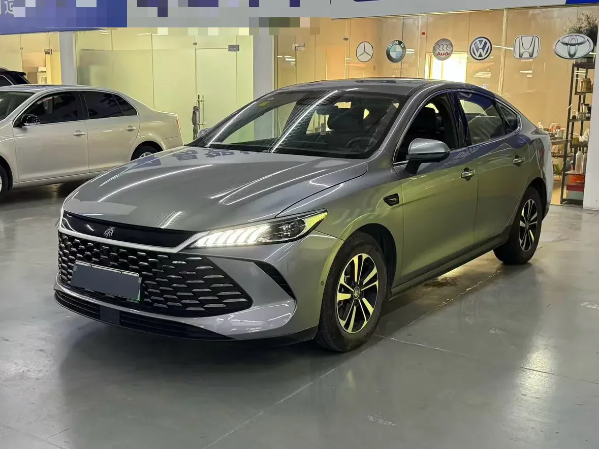 BYD Qin PLUS DM  из Китая