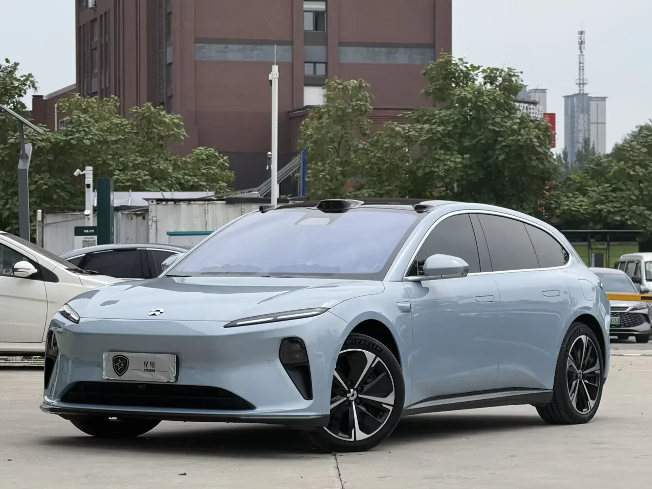 NIO ET5T