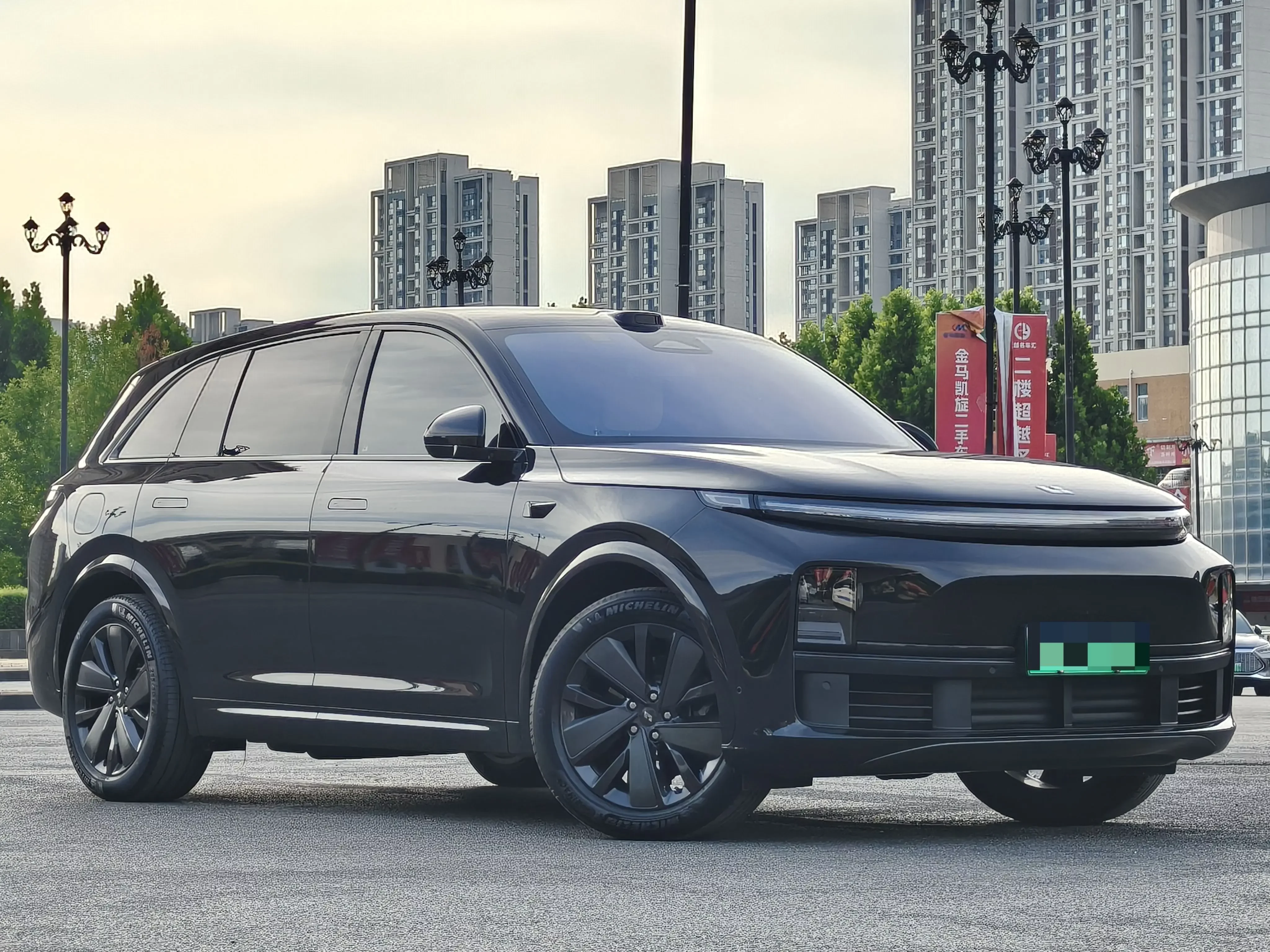 Lixiang L7