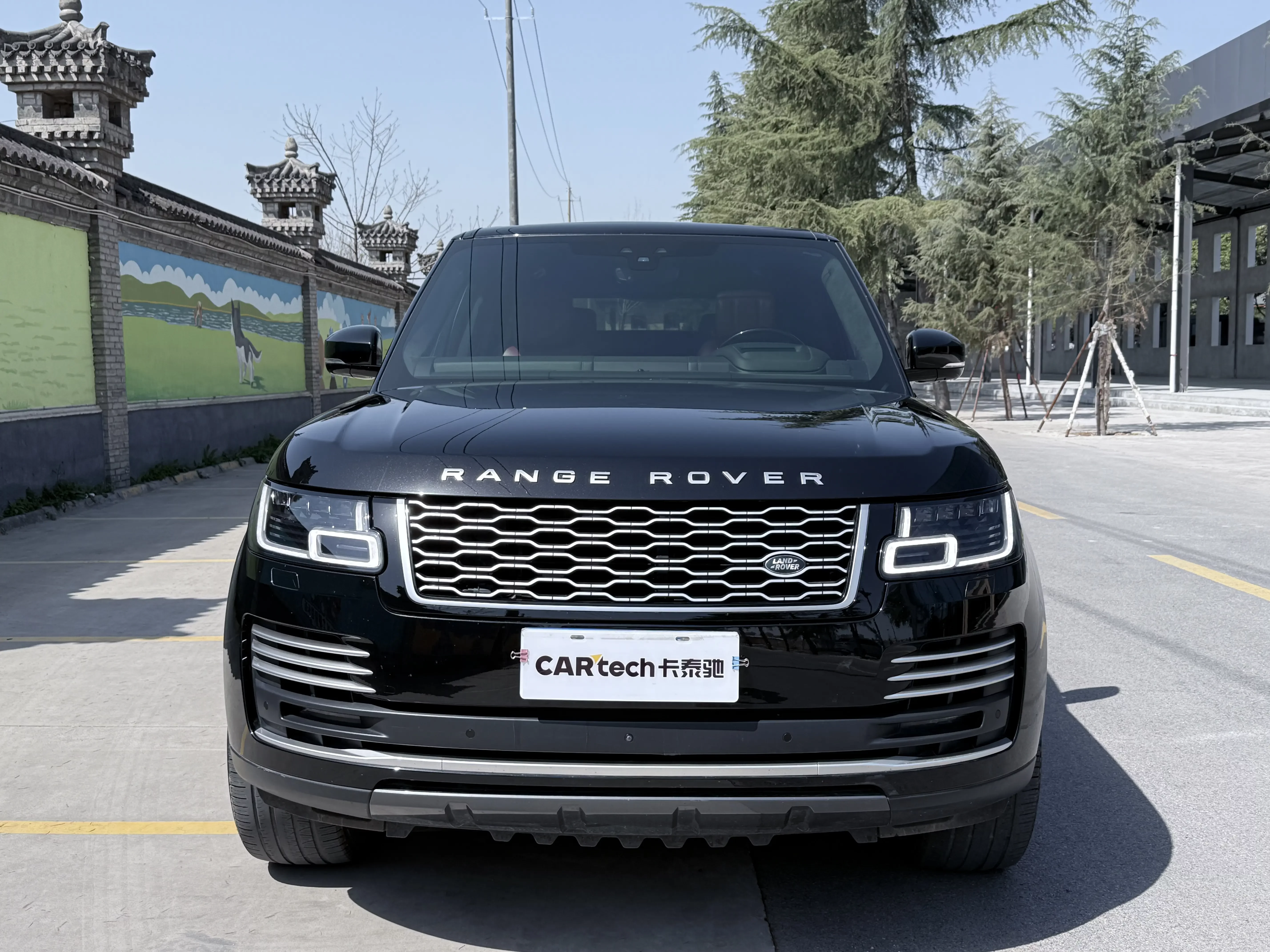 Land Rover range rover