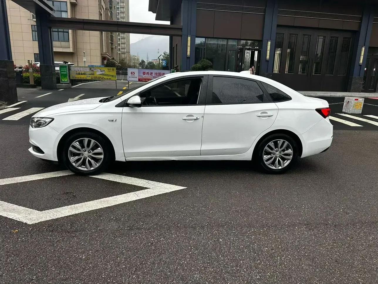 Buick Yinglang