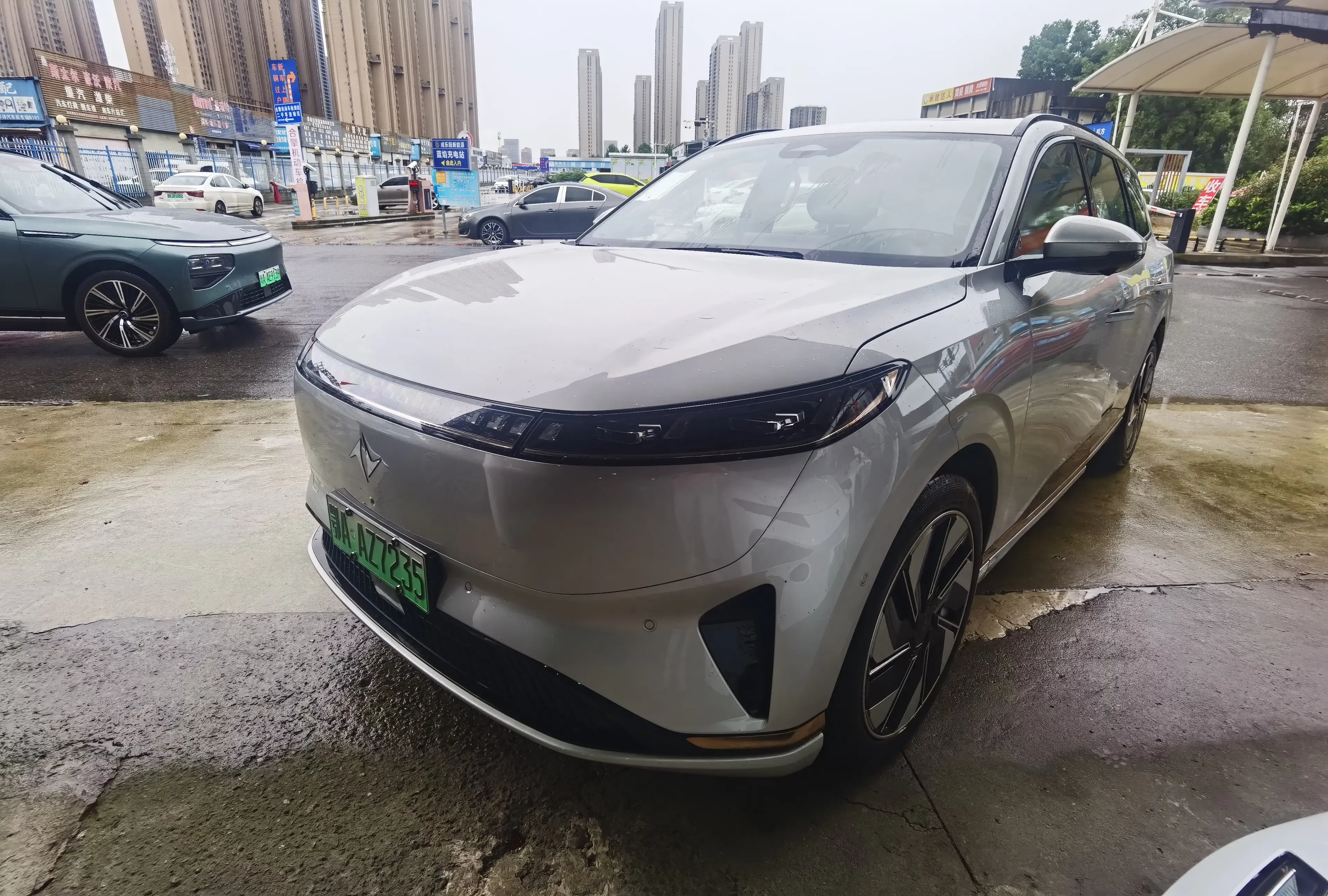 Dongfeng Yipai 008
