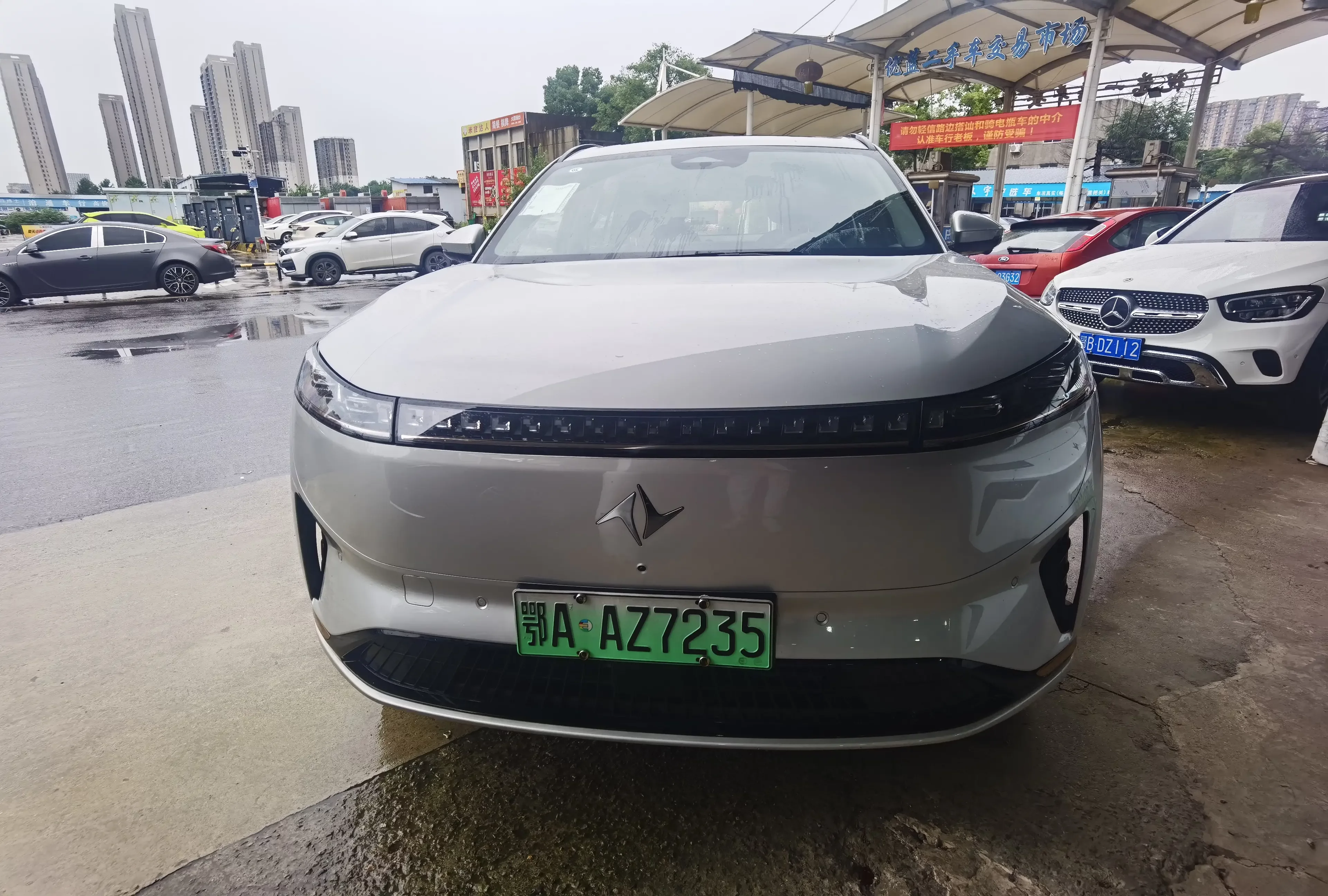 Dongfeng Yipai 008