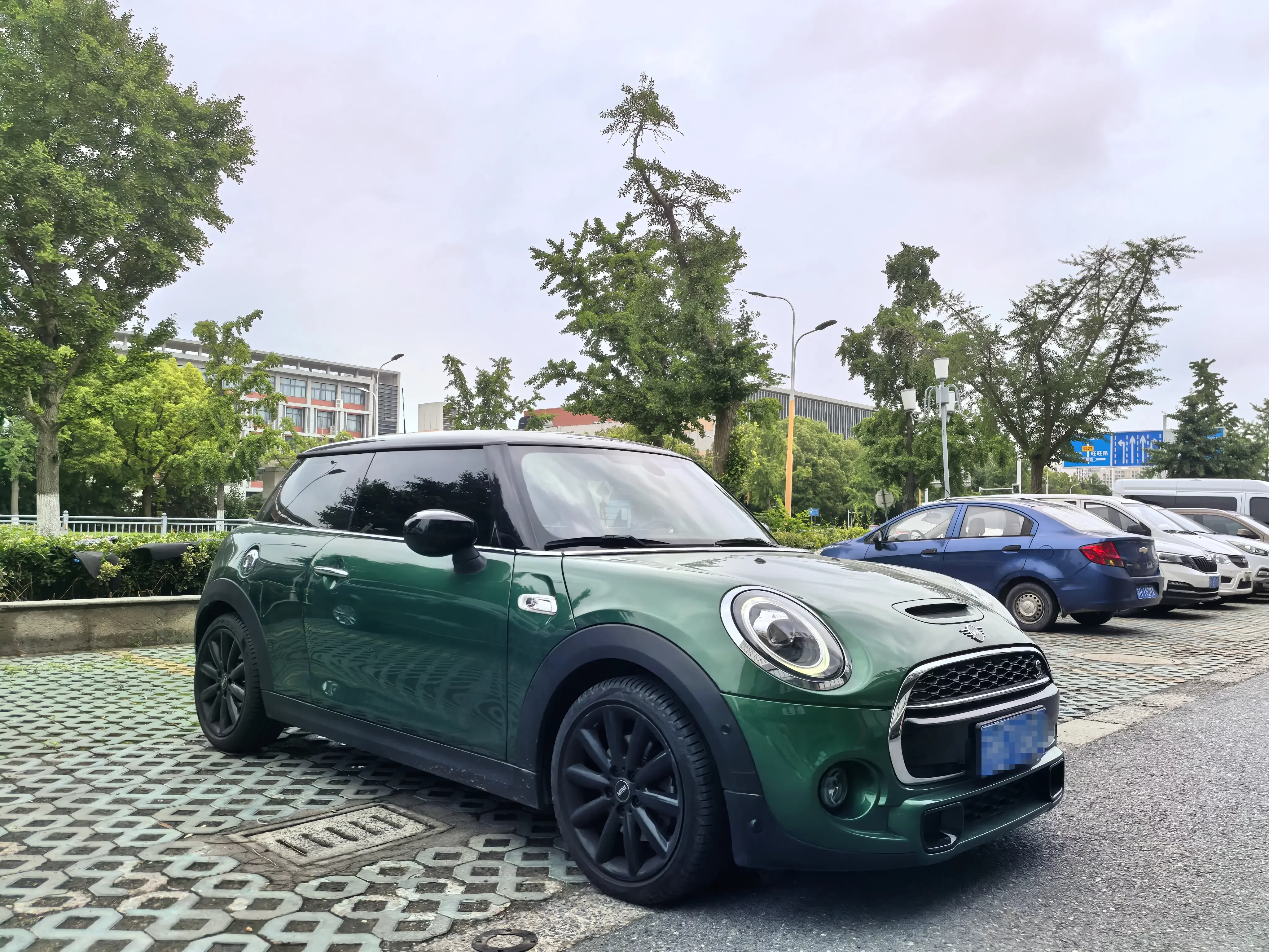 MINI 