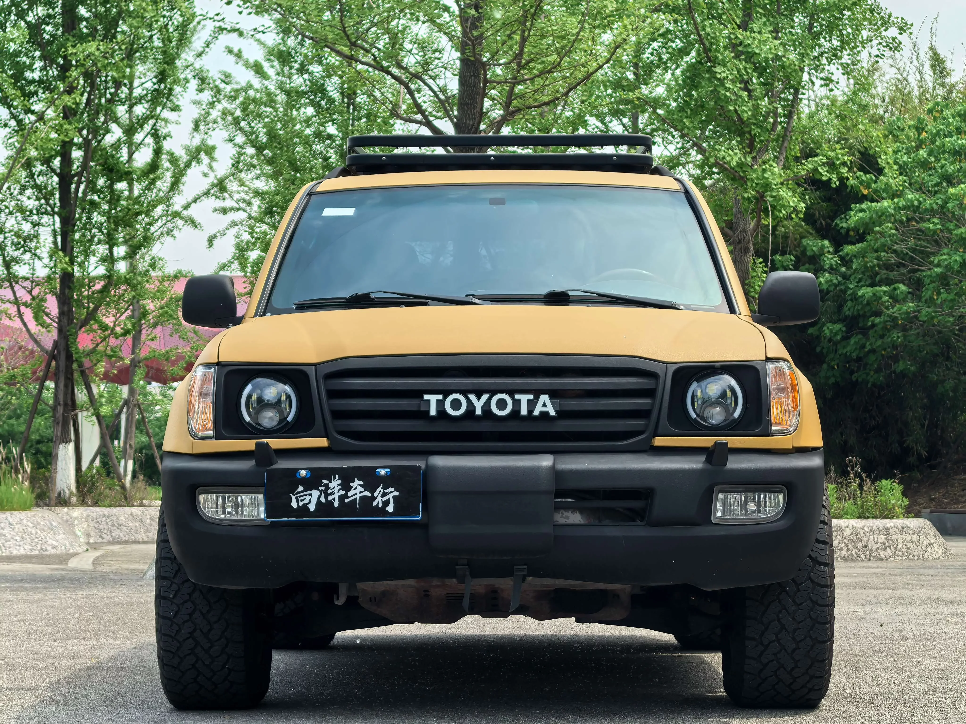 Toyota Land Cruiser