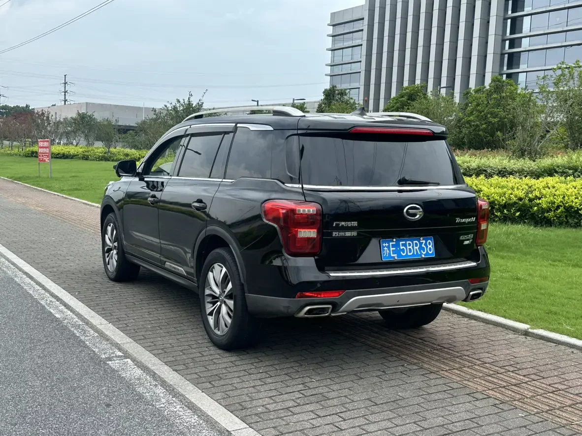 GAC Trumpchi GS8